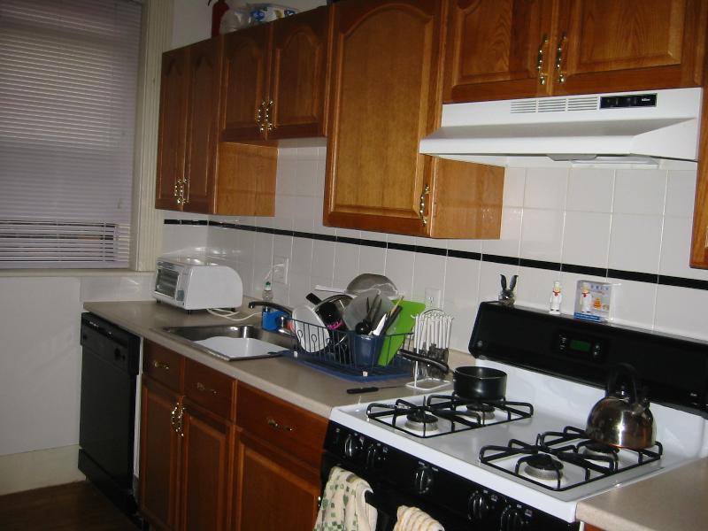 3 bed, 2 bath apartment for rent at 1142 Commonwealth Ave Unit 19, Brighton — photo 10 of 11