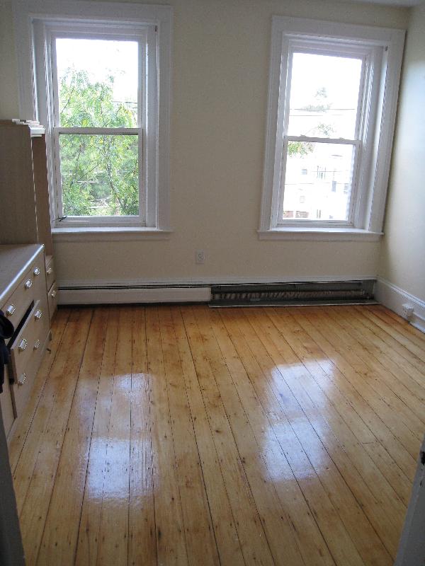 108 Central St, Winter Hill