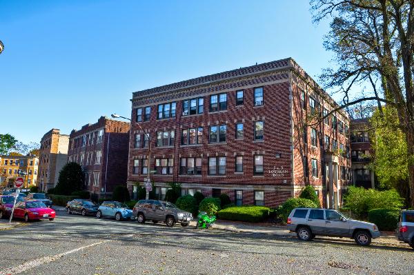1 bed, 1 bath apartment for rent at 3 Lothian Rd Unit 32, Brighton — photo 8 of 11
