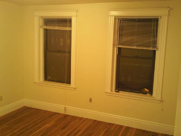 56 Queensberry St, Fenway