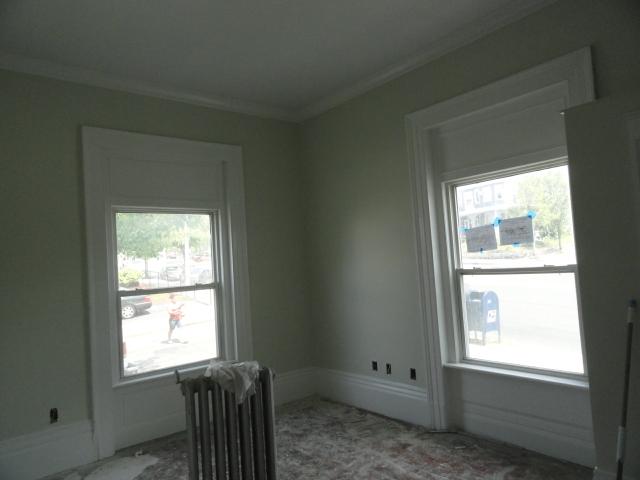 3 bed, 1 bath apartment for rent at 357 Broadway Unit 1, Winter Hill — photo 5 of 8