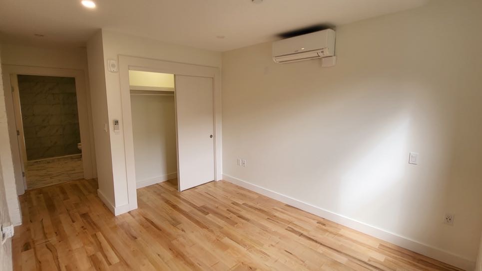 Rental image