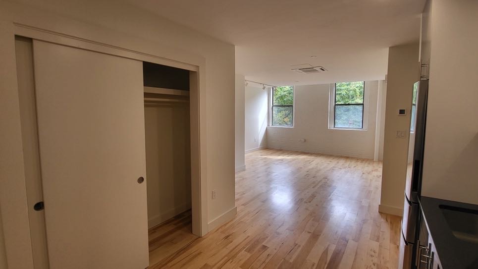 Rental image