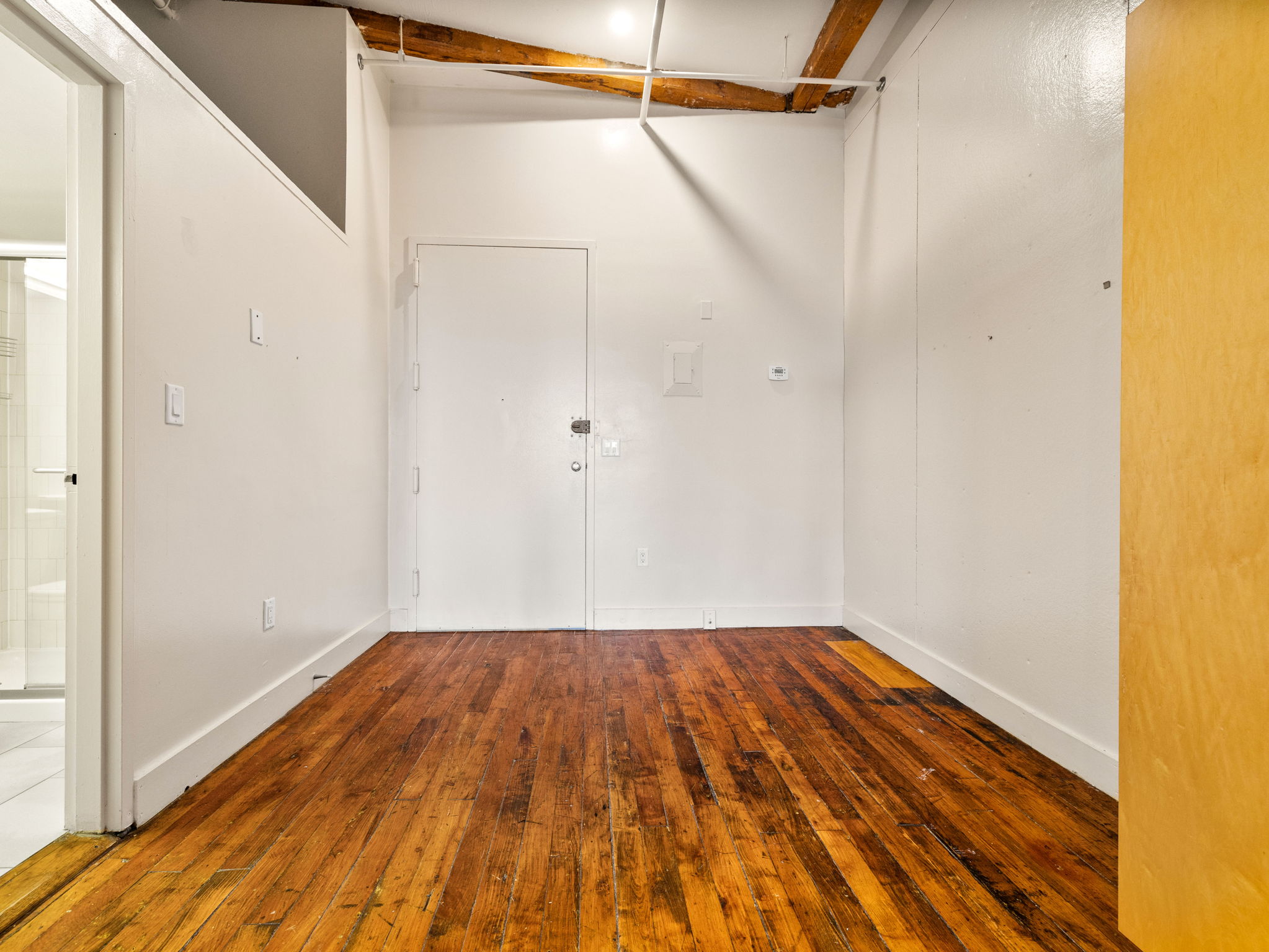 Rental image