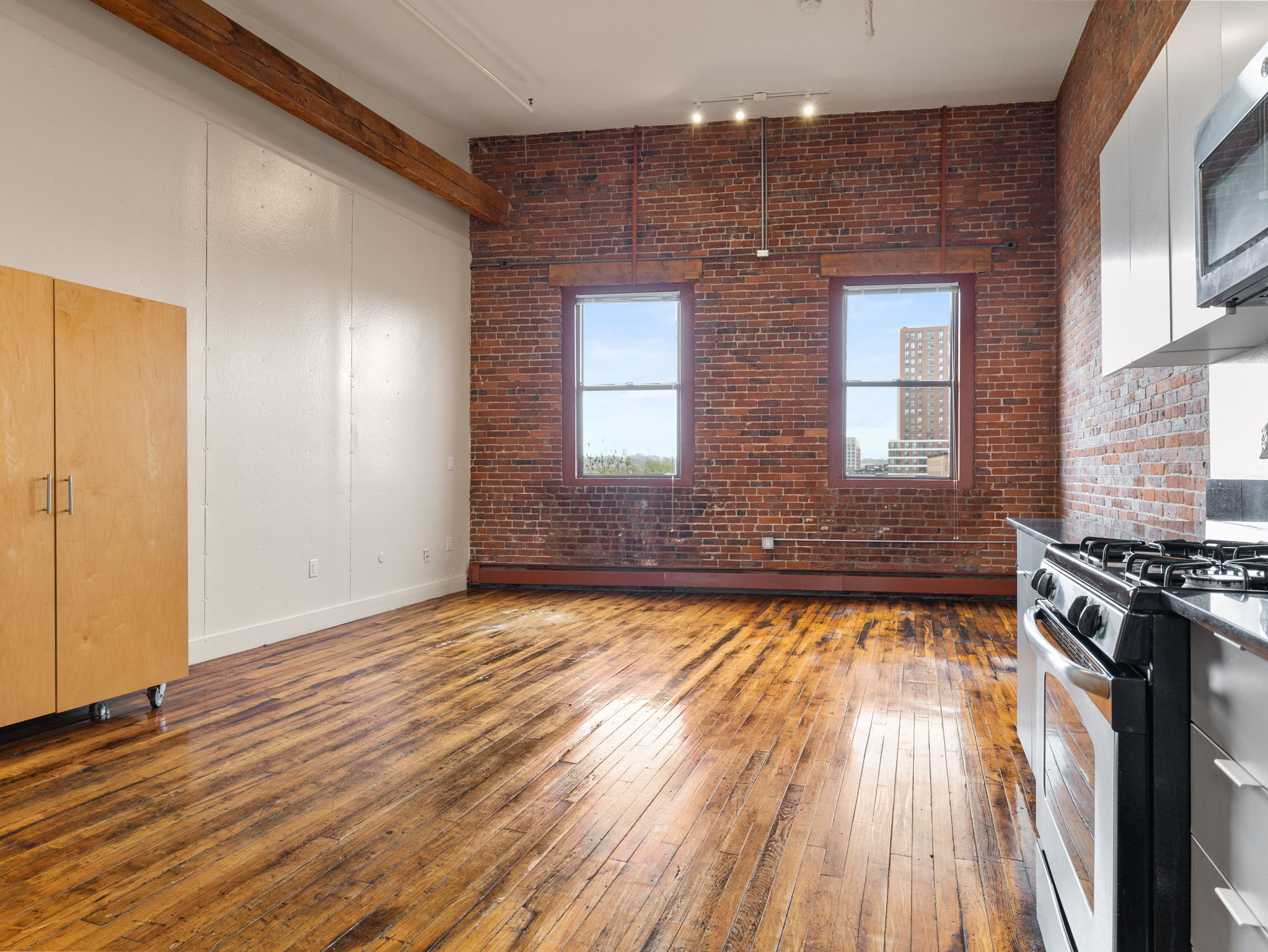 Rental image