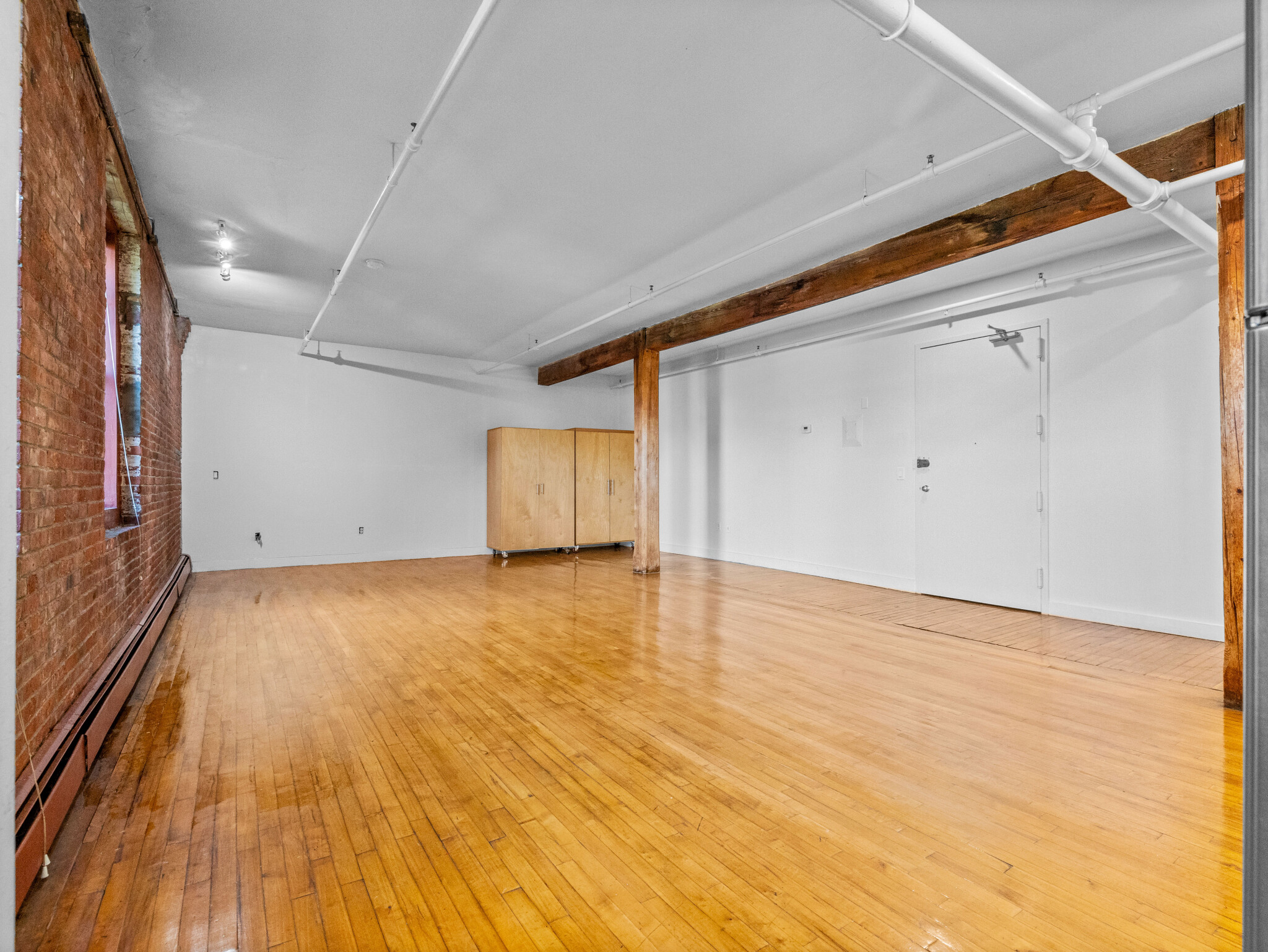 Rental image