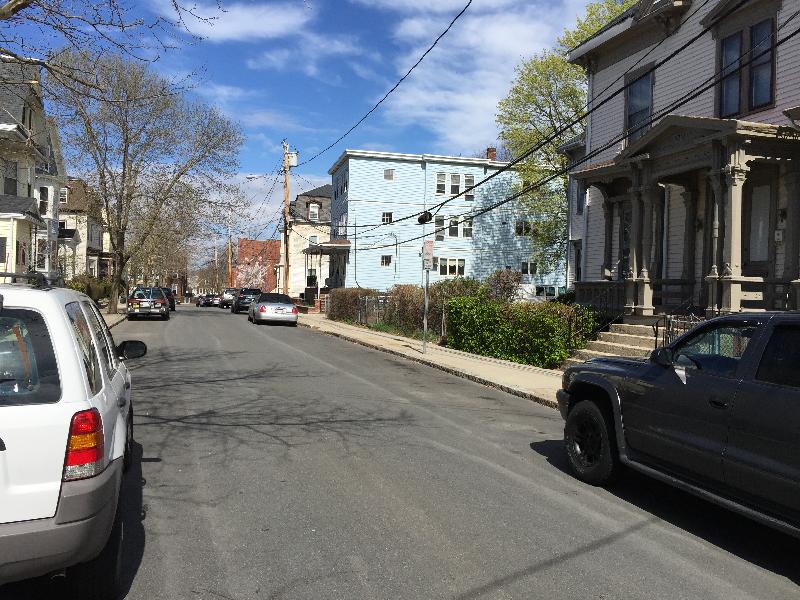 4 bed, 2 bath apartment for rent at 10 Arlington St Unit 2, East Somerville — photo 10 of 12
