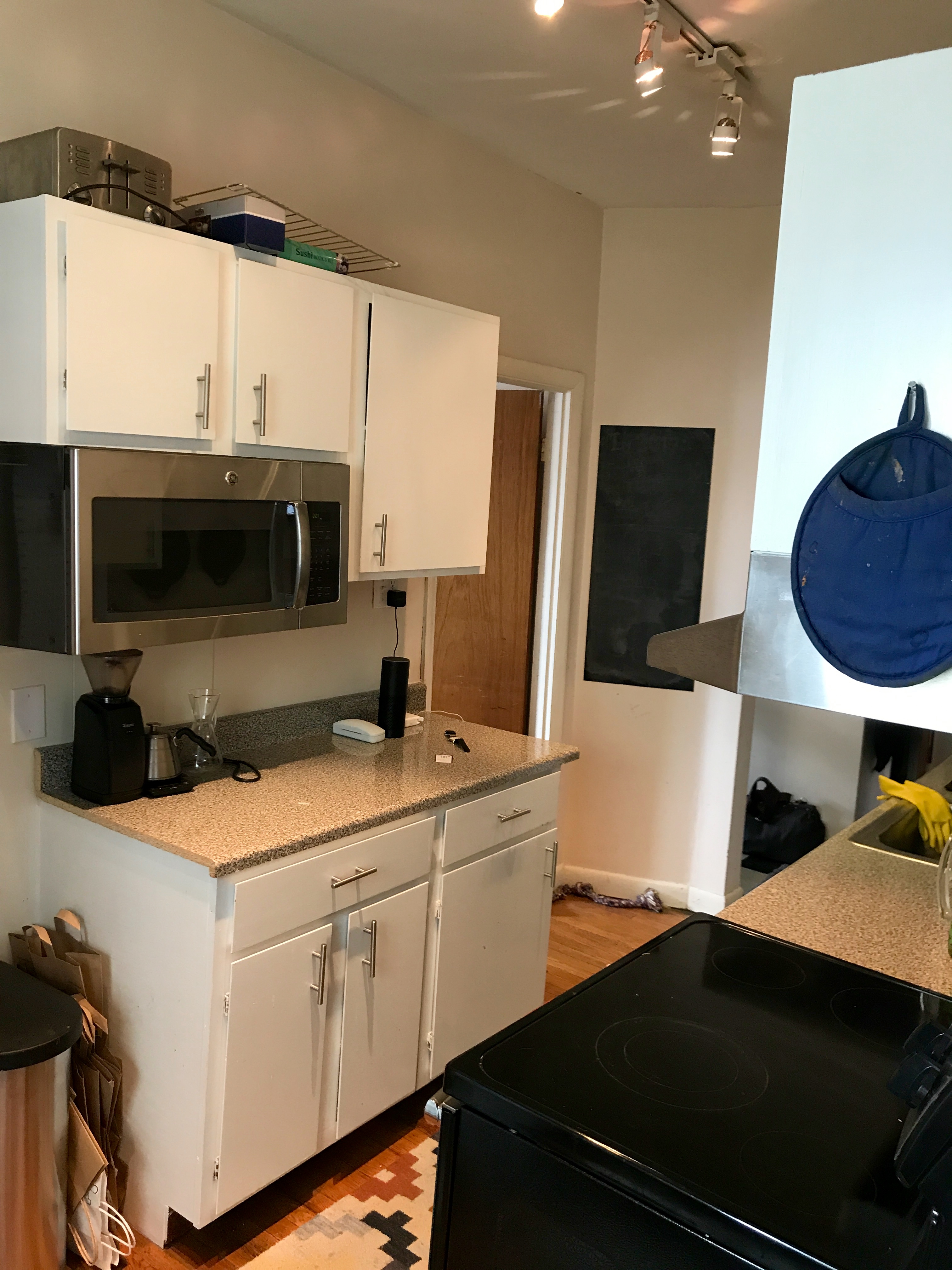 3 bed, 1 bath apartment for rent at 3 Calvin St Unit 01, Inman Square — photo 3 of 6
