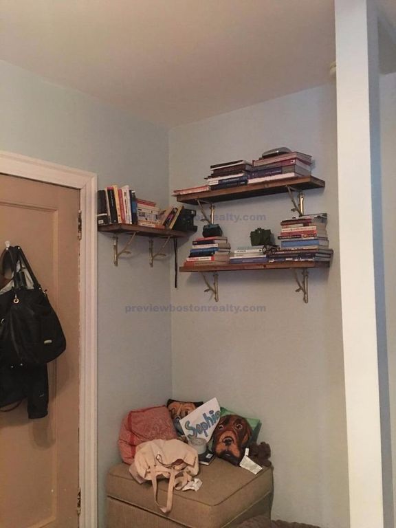 1 bed, 1 bath apartment for rent at 32 Sidlaw Rd Unit 4, Brighton — photo 10 of 10