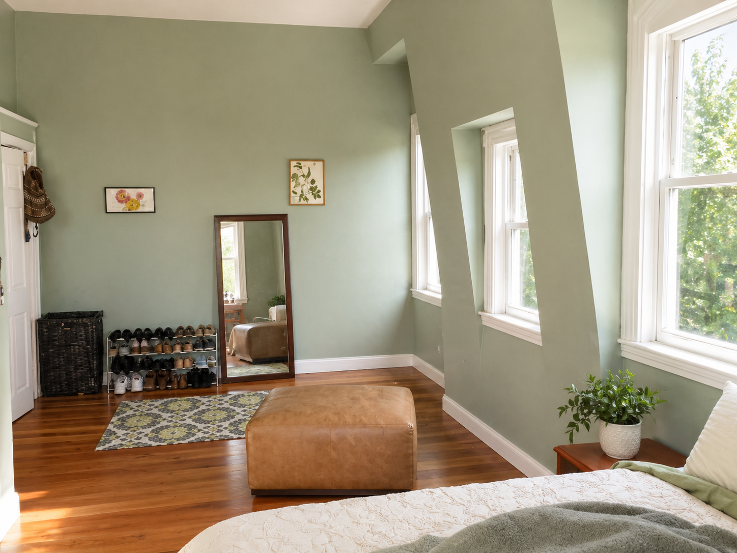 Photos of apartment on Broadway,Somerville MA 02145