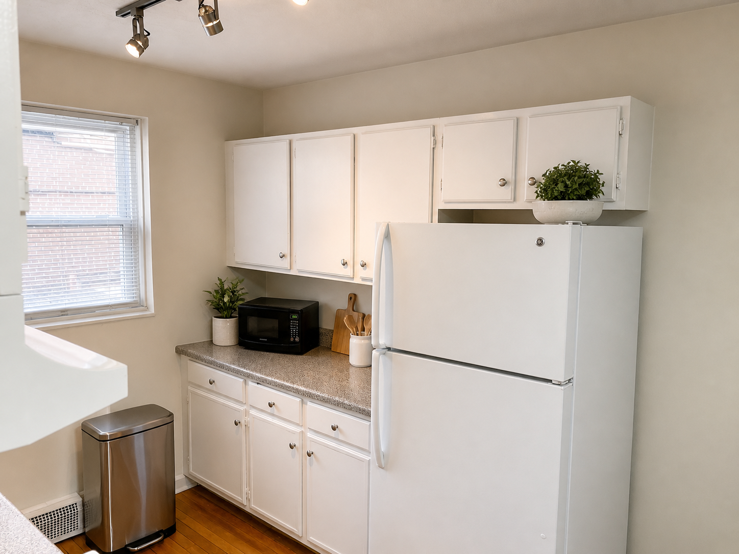 402 Highland Ave. - Davis Square