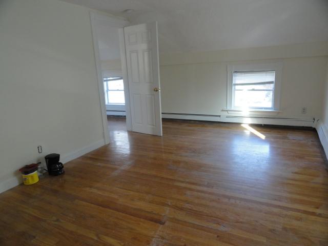 Photos of apartment on Lincoln Ave.,Somerville MA 02145