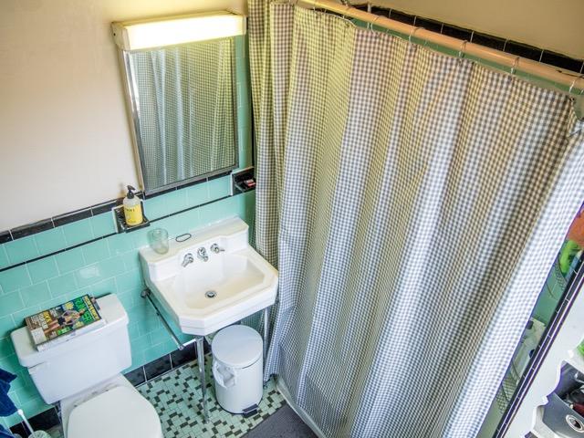 Photos of apartment on Washington St.,Somerville MA 02143