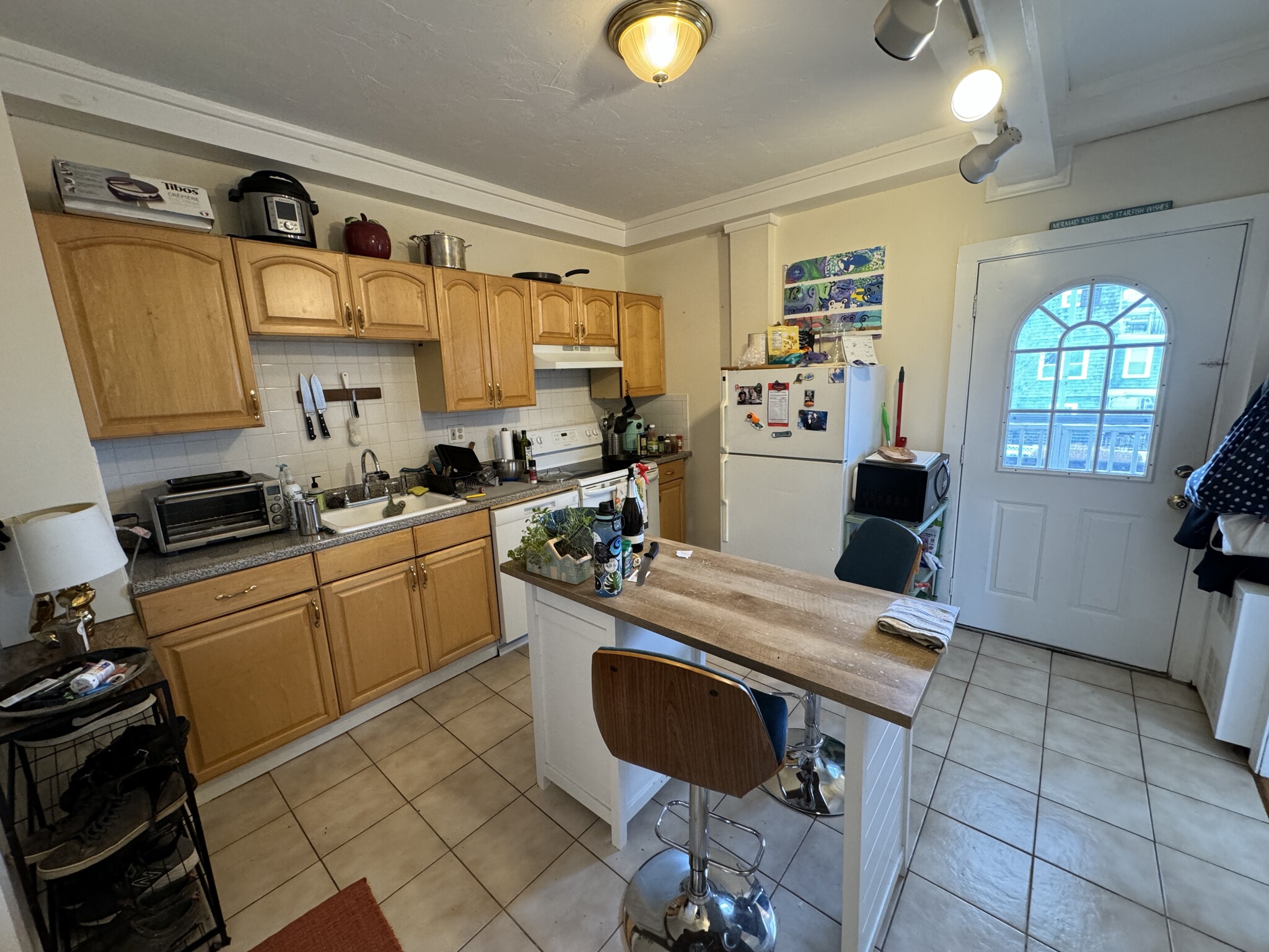 Photos of apartment on Bond St.,Somerville MA 