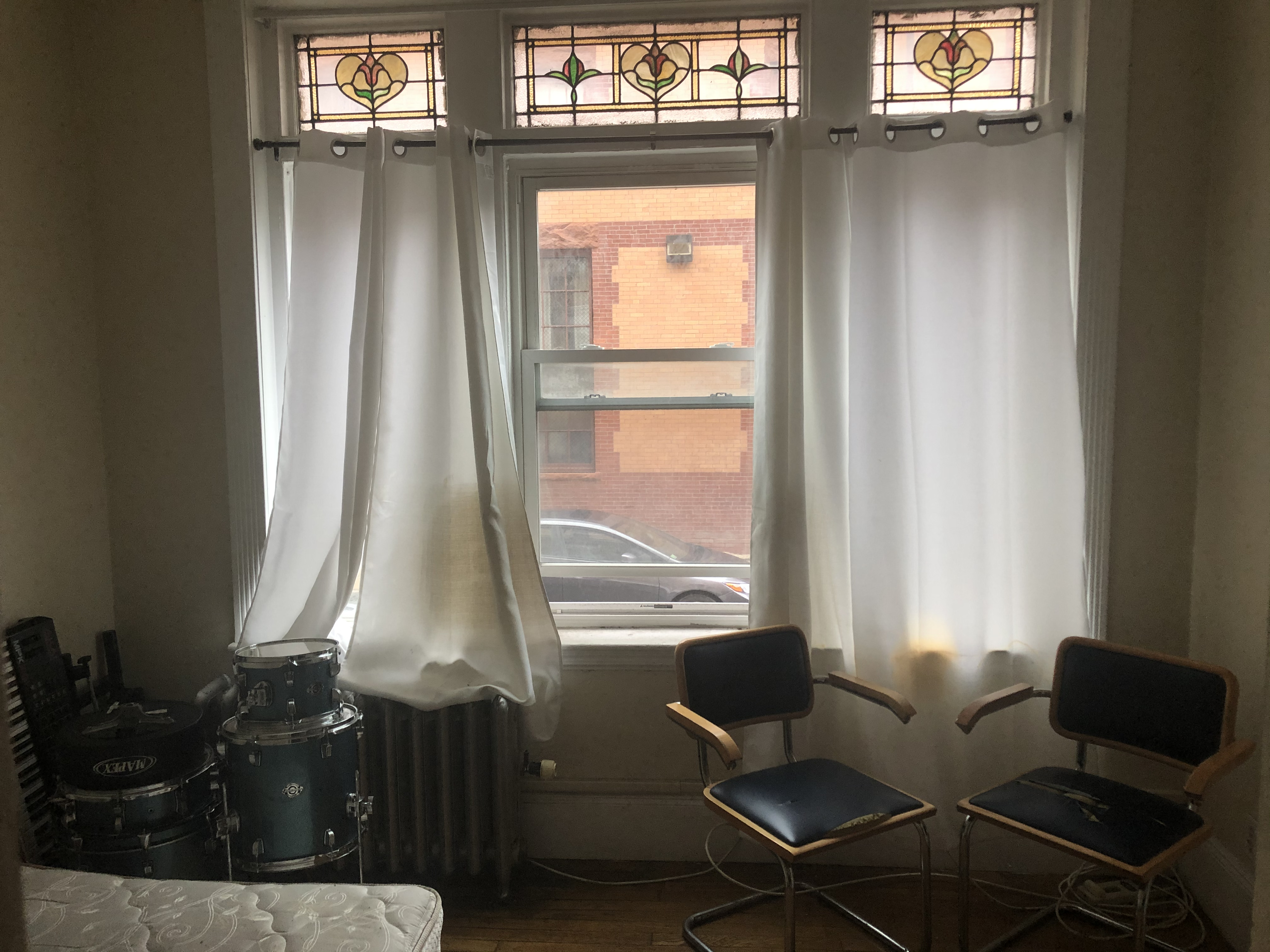 2 bed, 1 bath apartment for rent at 36 Hemenway St Unit 2, Fenway — photo 4 of 10