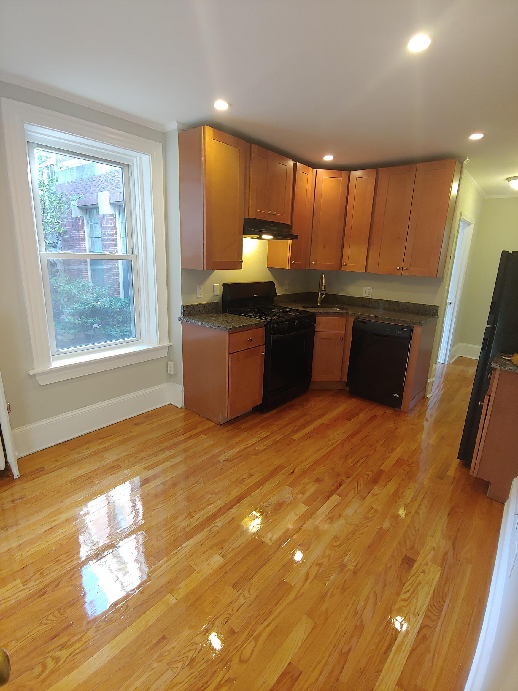 2 bed, 1 bath apartment for rent at 72 Joy St Unit 14, Beacon Hill