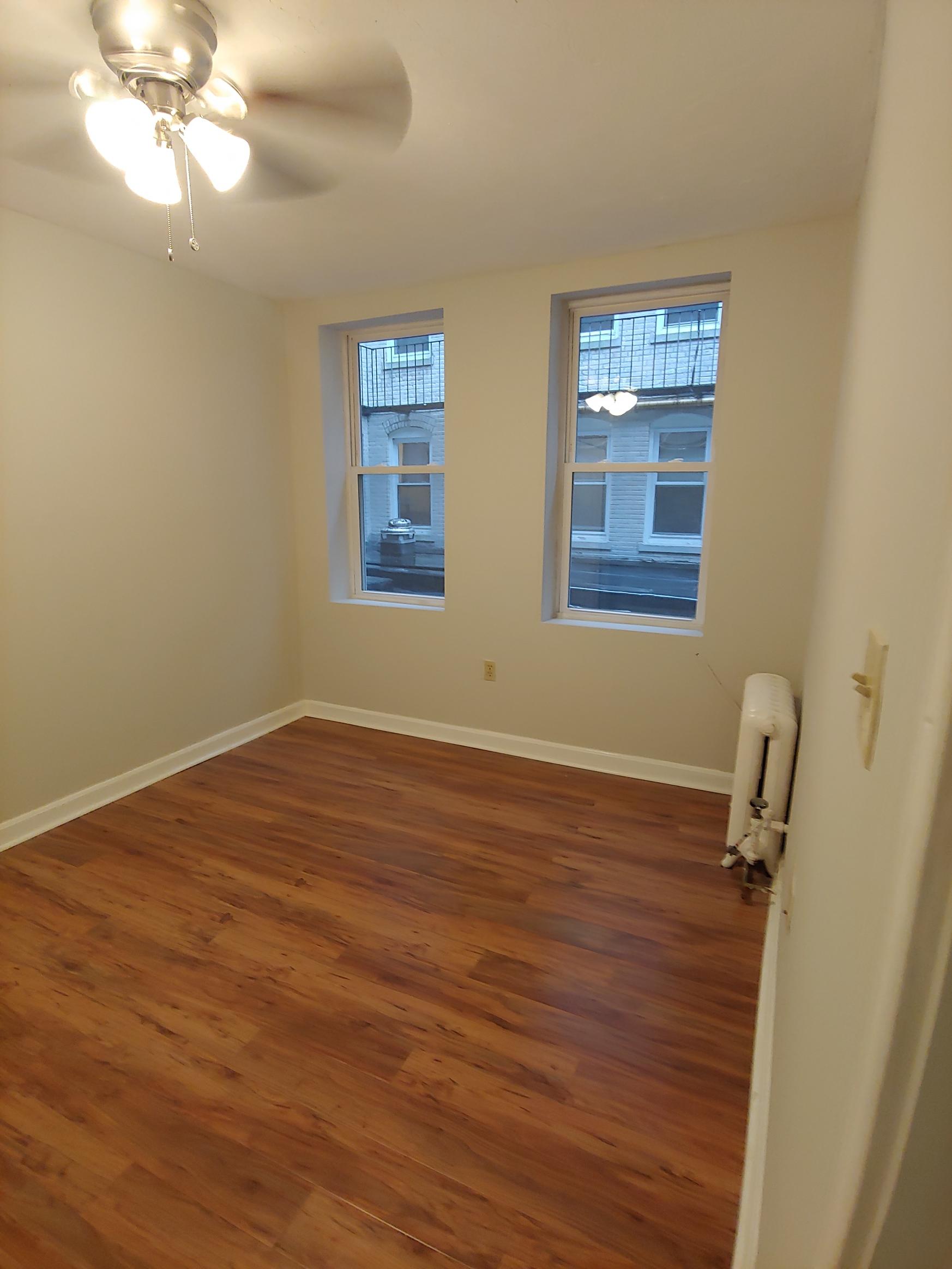 1 split bed, 1 bath apartment for rent at 224 Hanover St Unit 3, North End — photo 8 of 9