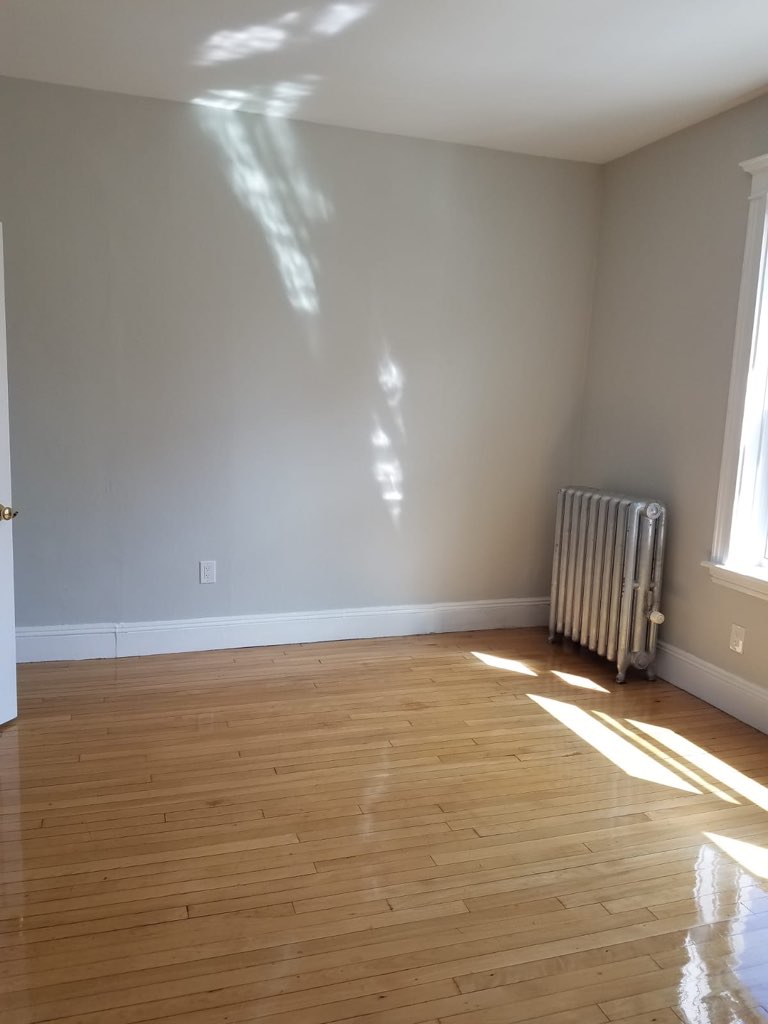 8 Farrington Ave, Allston