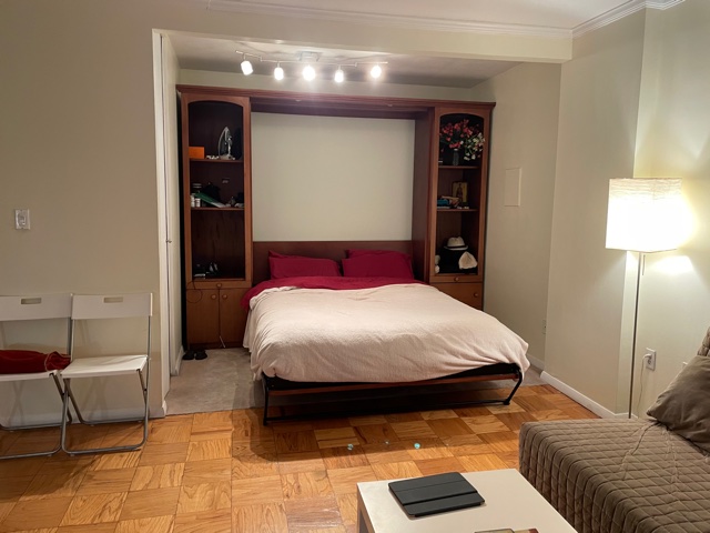 6 Whittier Pl, West End