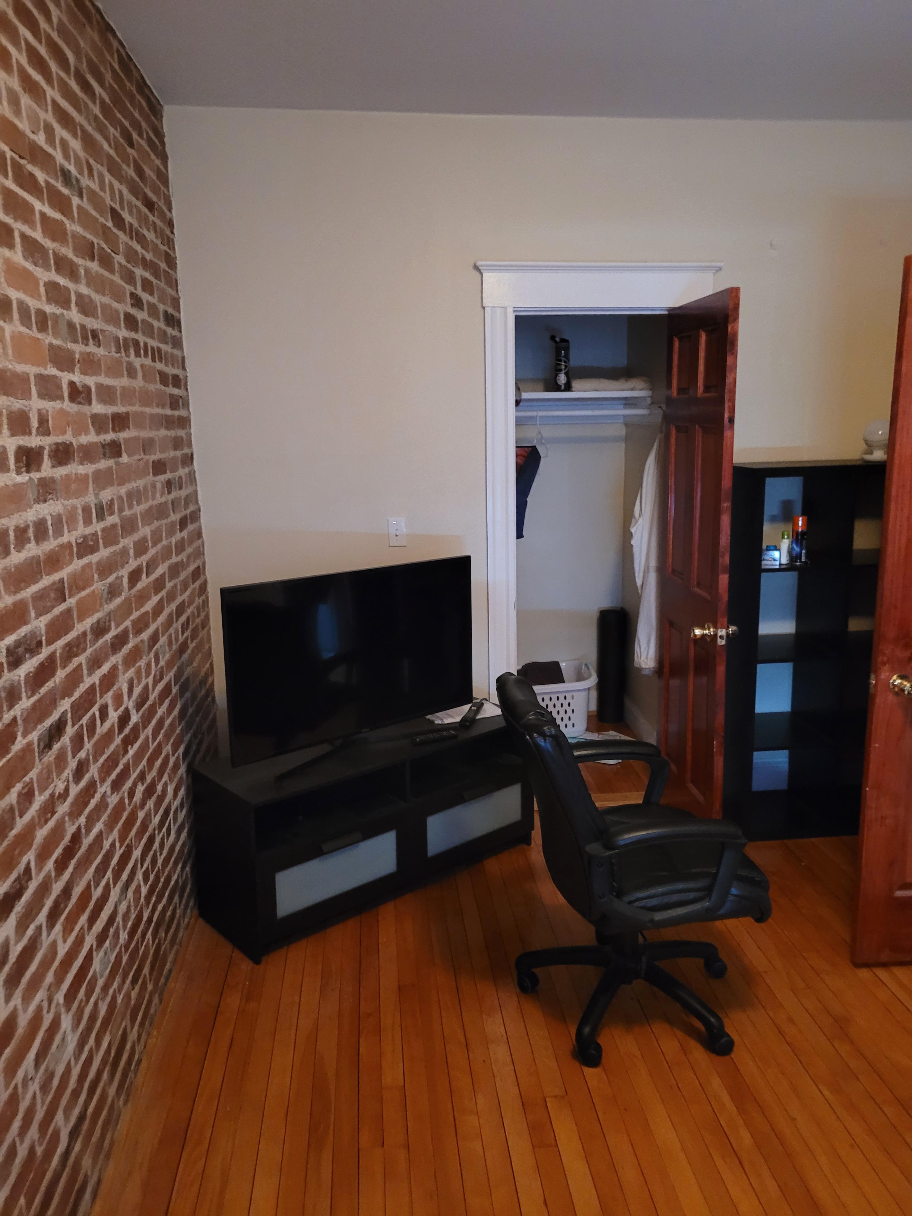 3 bed, 1 bath apartment for rent at 10 Farrington Ave Unit 6, Allston — photo 40 of 43