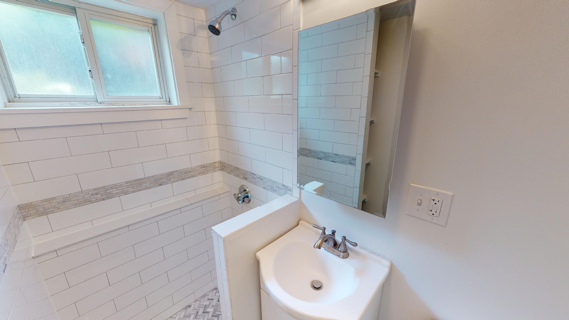3 bed, 1 bath apartment for rent at 68 Chiswick Rd Unit 2, Brighton — photo 25 of 48