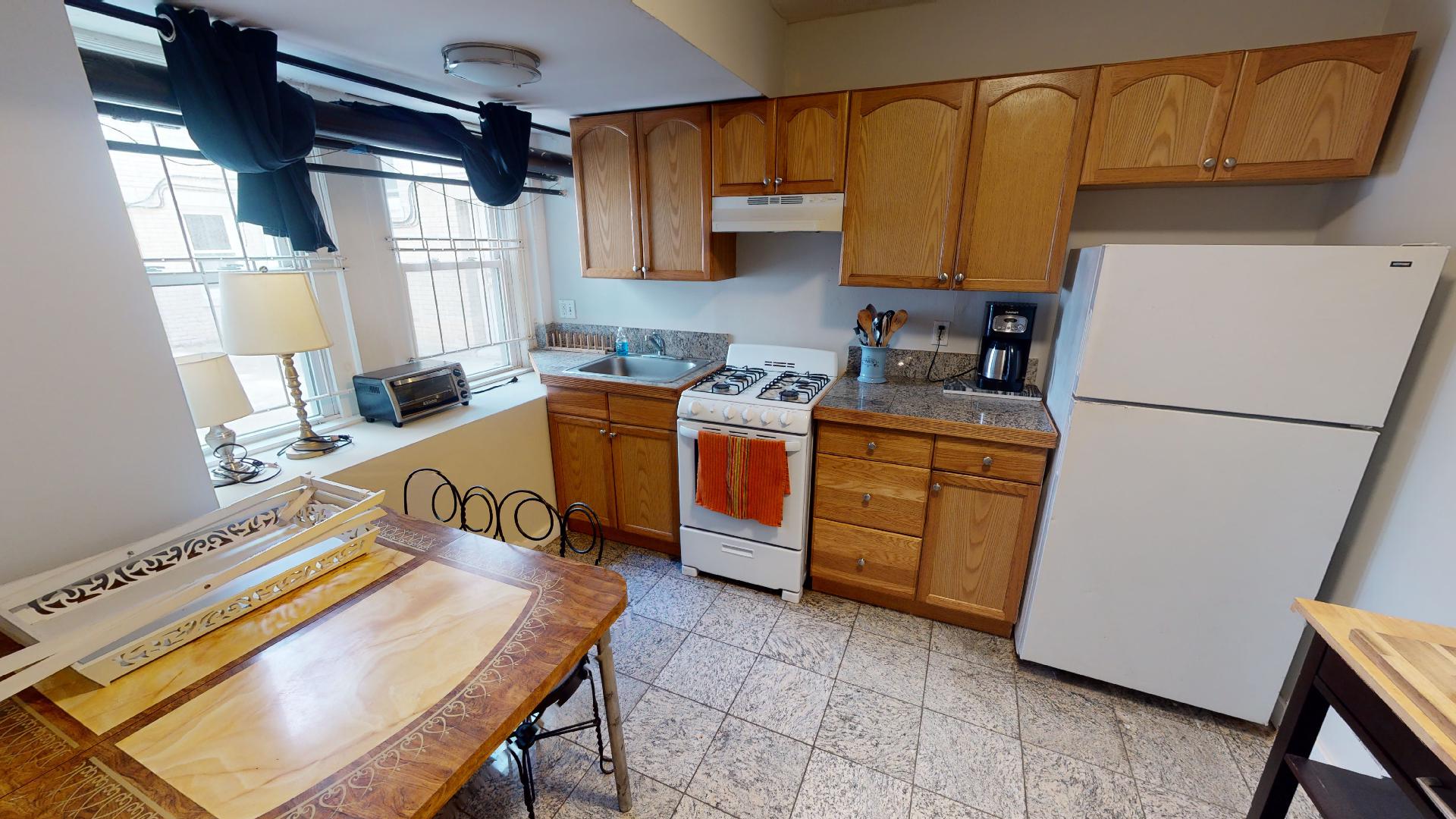 2 bed, 1 bath apartment for rent at 325 Summit Ave Unit 16, Brighton — photo 4 of 22