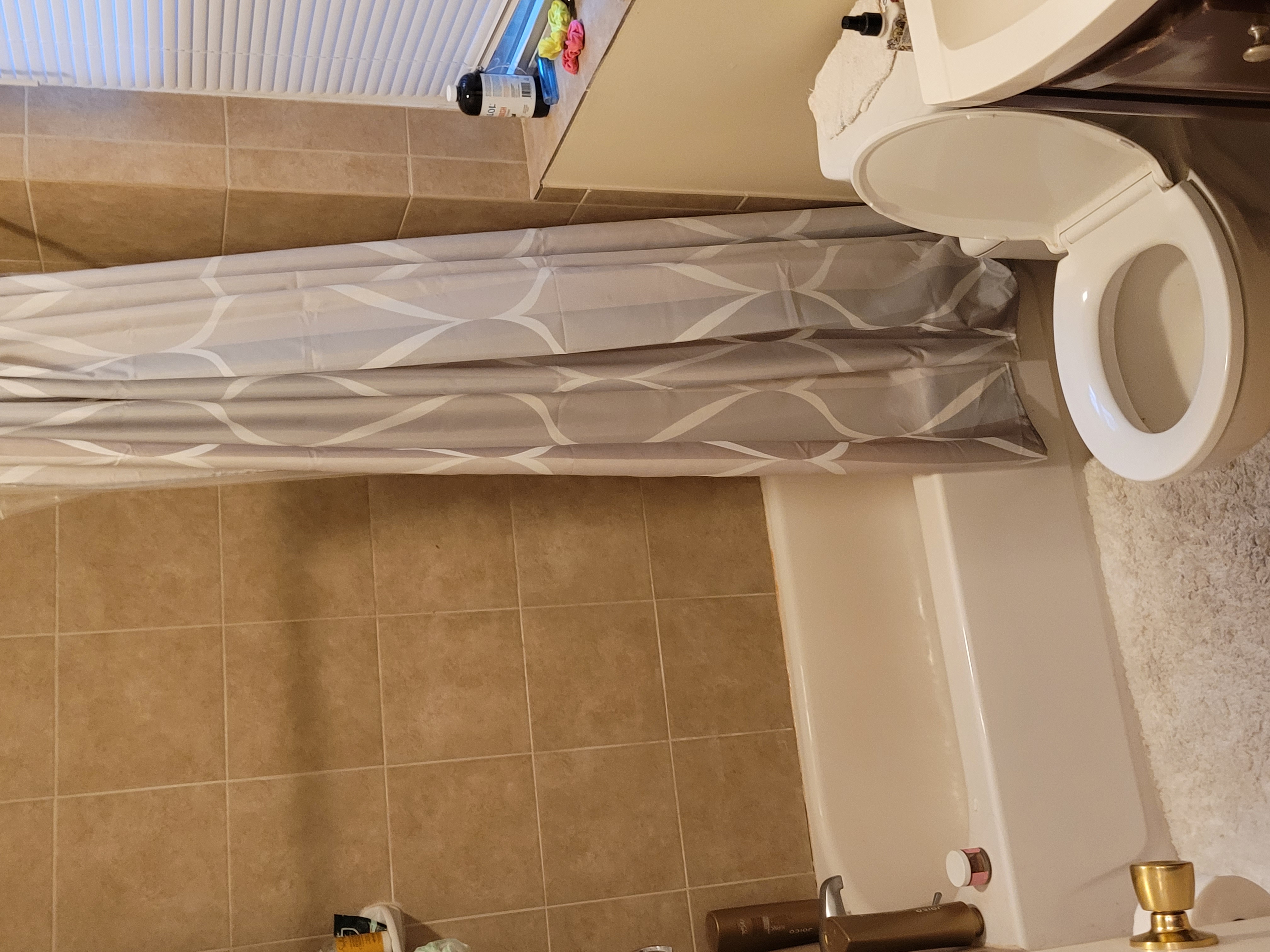 3 bed, 1 bath apartment for rent at 1198 Commonwealth Ave Unit 2, Allston — photo 15 of 18