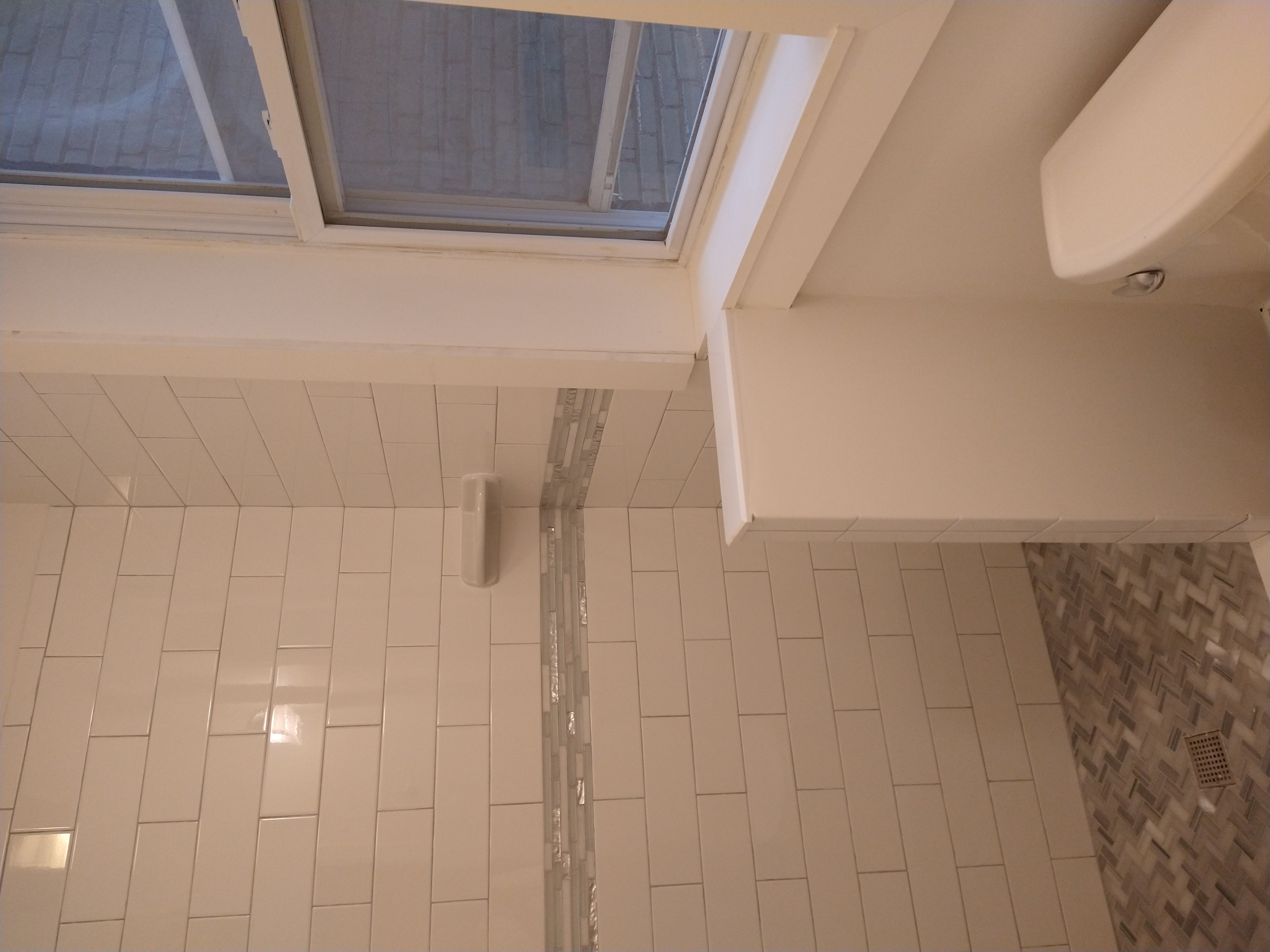 3 bed, 1 bath apartment for rent at 1198 Commonwealth Ave Unit 2, Allston — photo 5 of 18