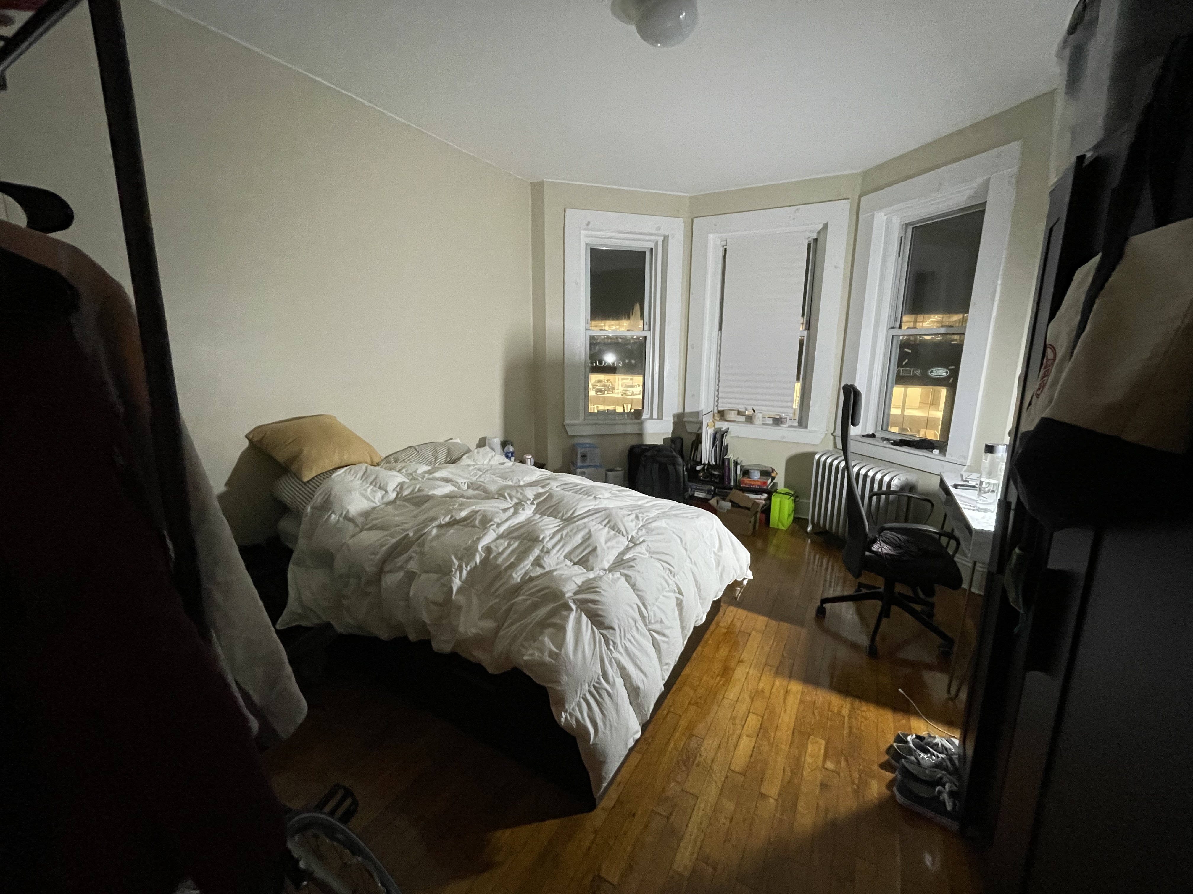 1 split bed, 1 bath apartment for rent at 1195 Commonwealth Ave Unit 20, Allston — photo 5 of 7