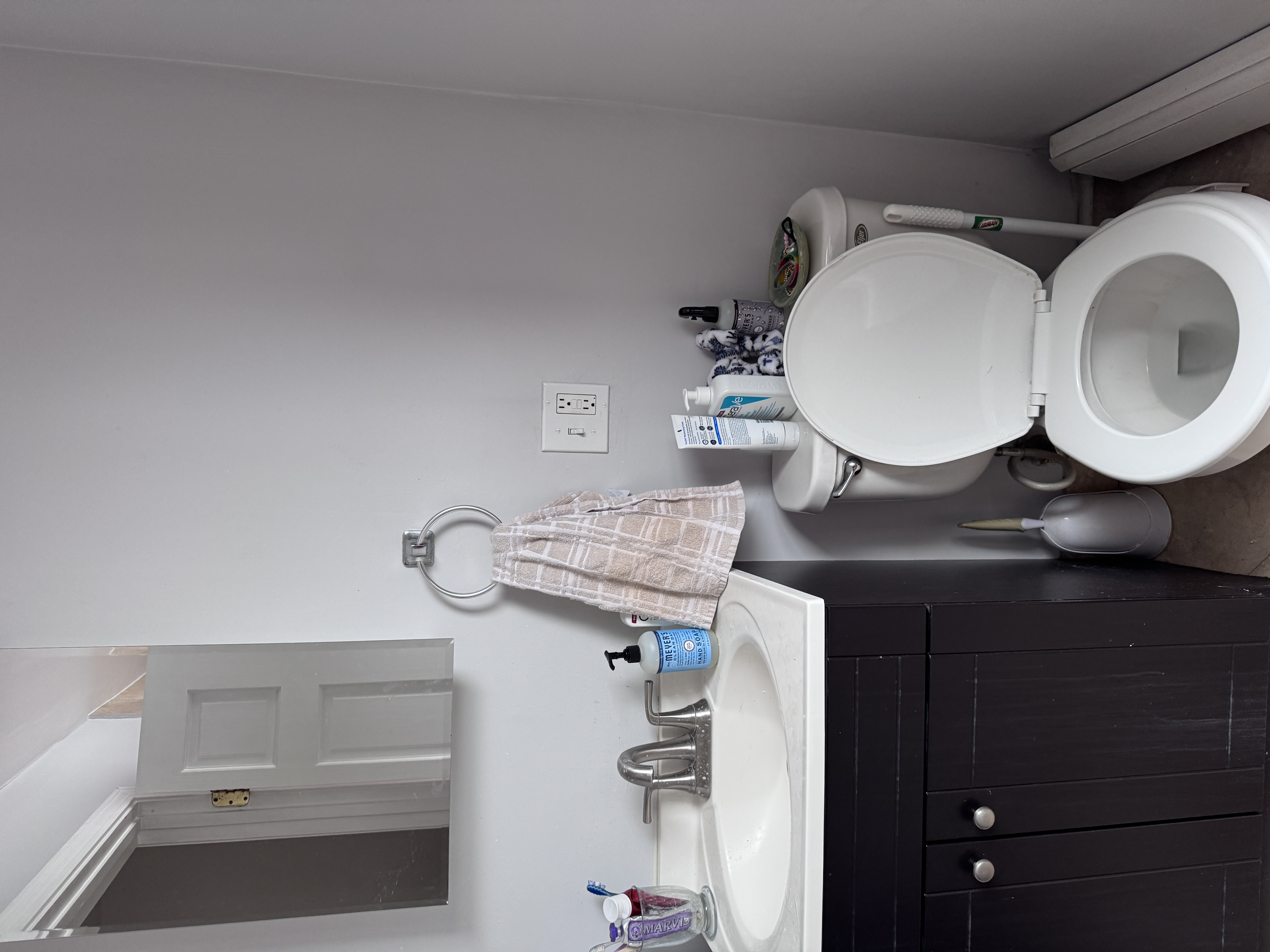 Photos of apartment on Fleet St.,Boston MA 02113