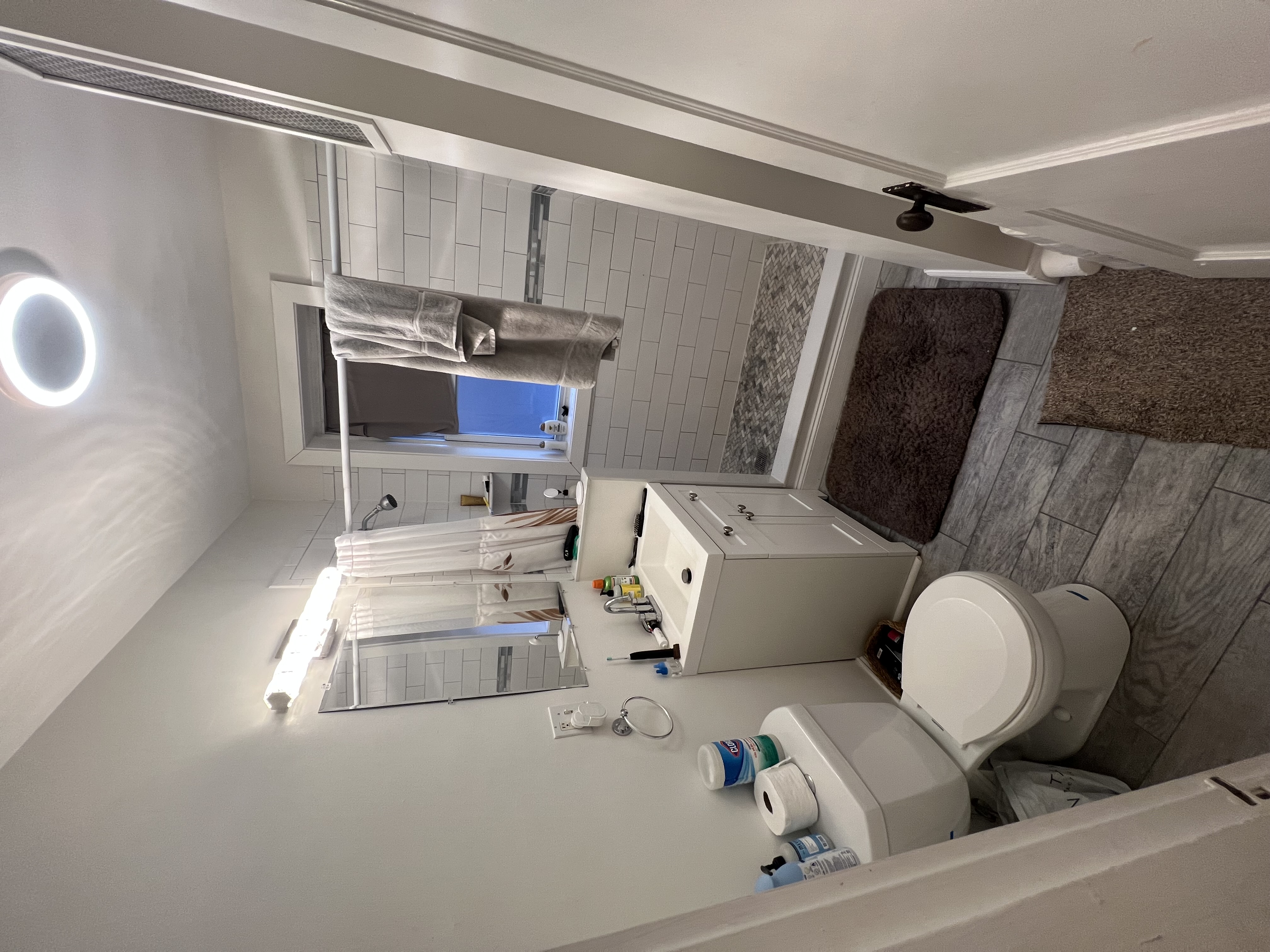 Photos of apartment on Commonwealth Ave.,Boston MA 02134