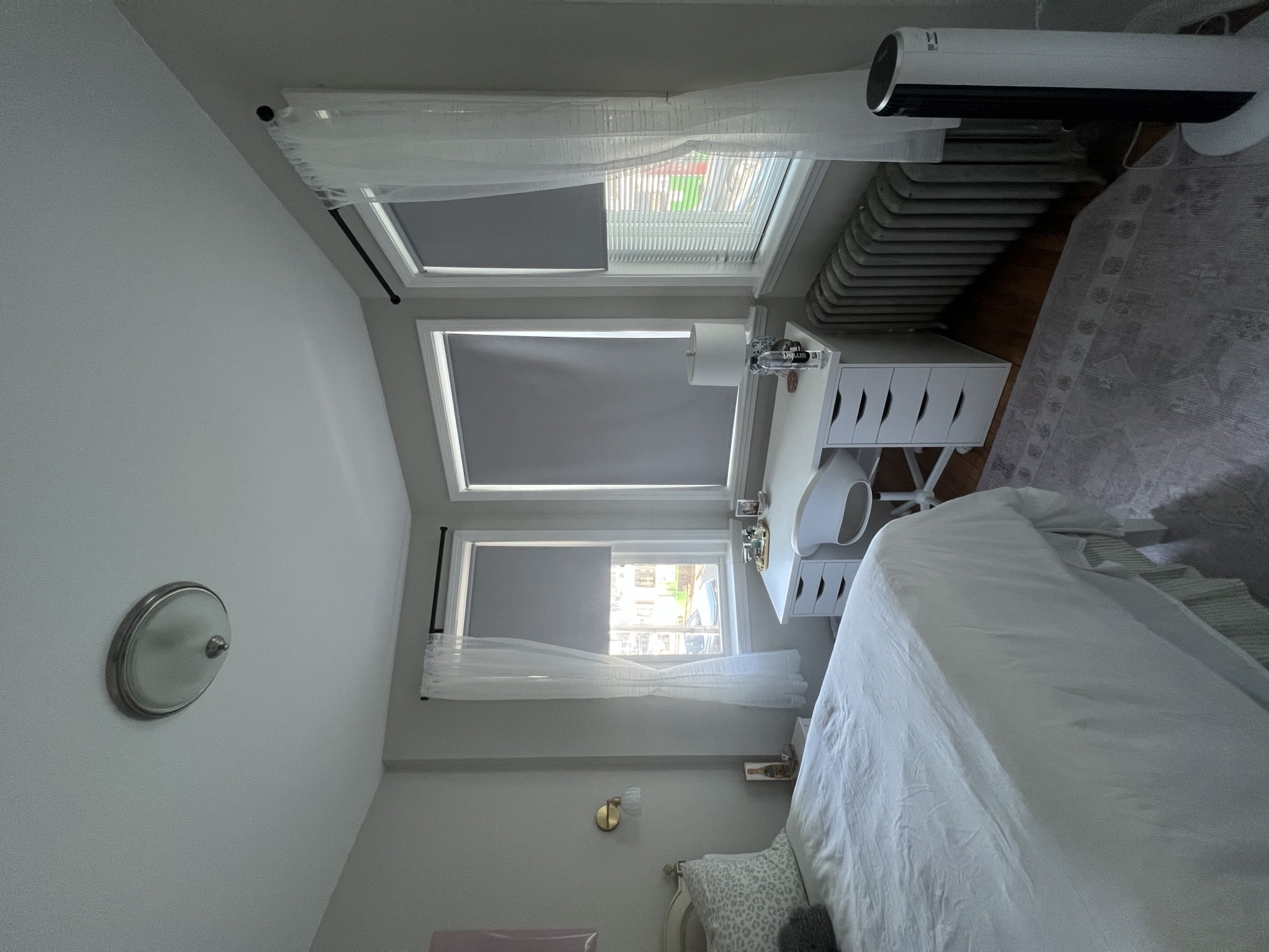 Photos of apartment on Commonwealth Ave.,Boston MA 02134