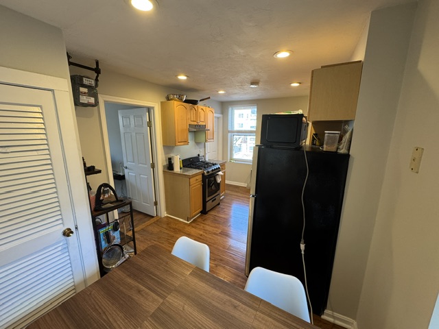 Photos of apartment on Hanover St.,Boston MA 02113