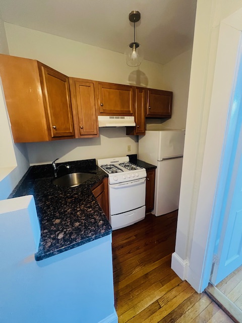 Photos of apartment on Hemenway St.,Boston MA 02115