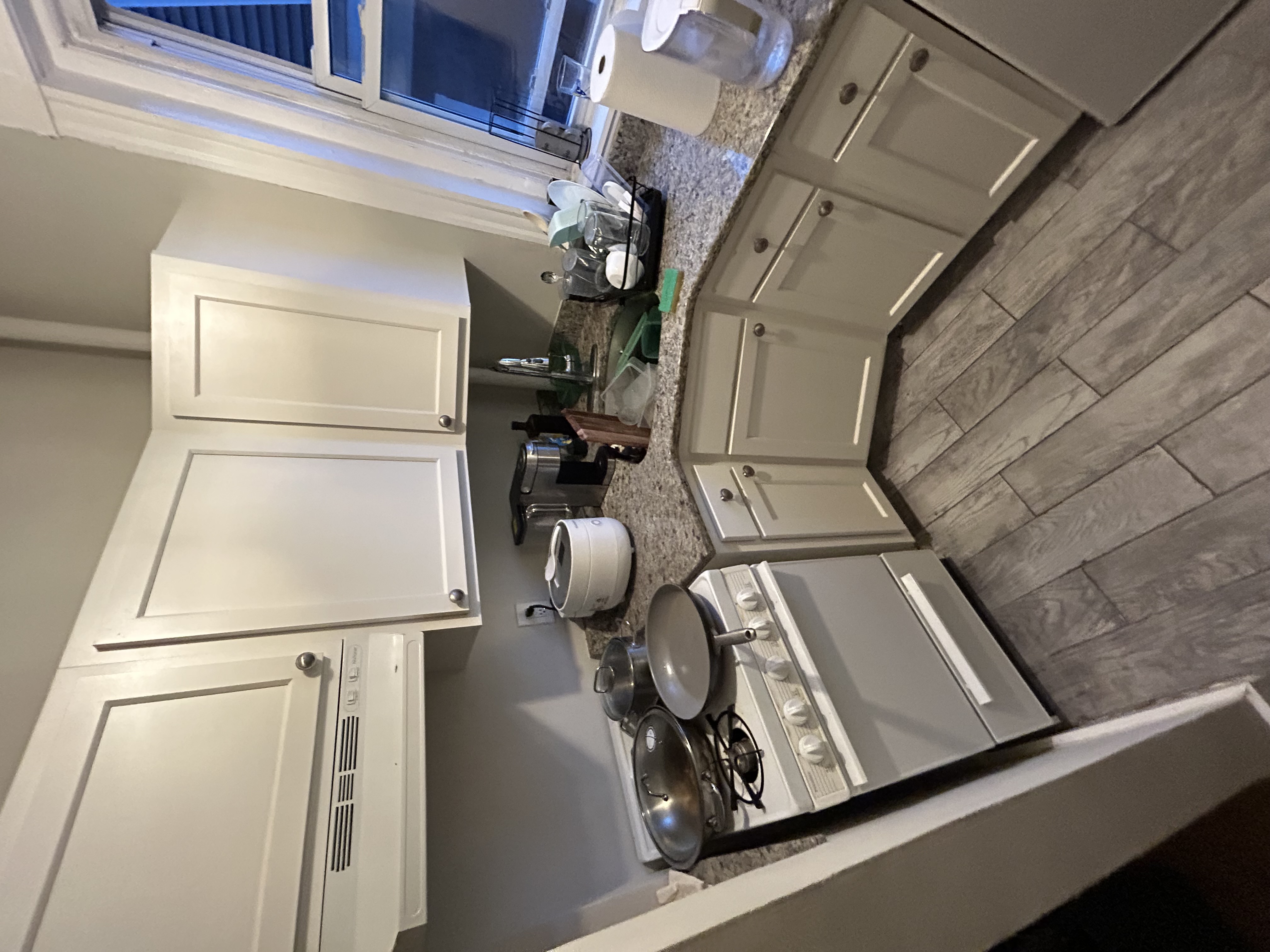 Photos of apartment on Commonwealth Ave.,Boston MA 02134