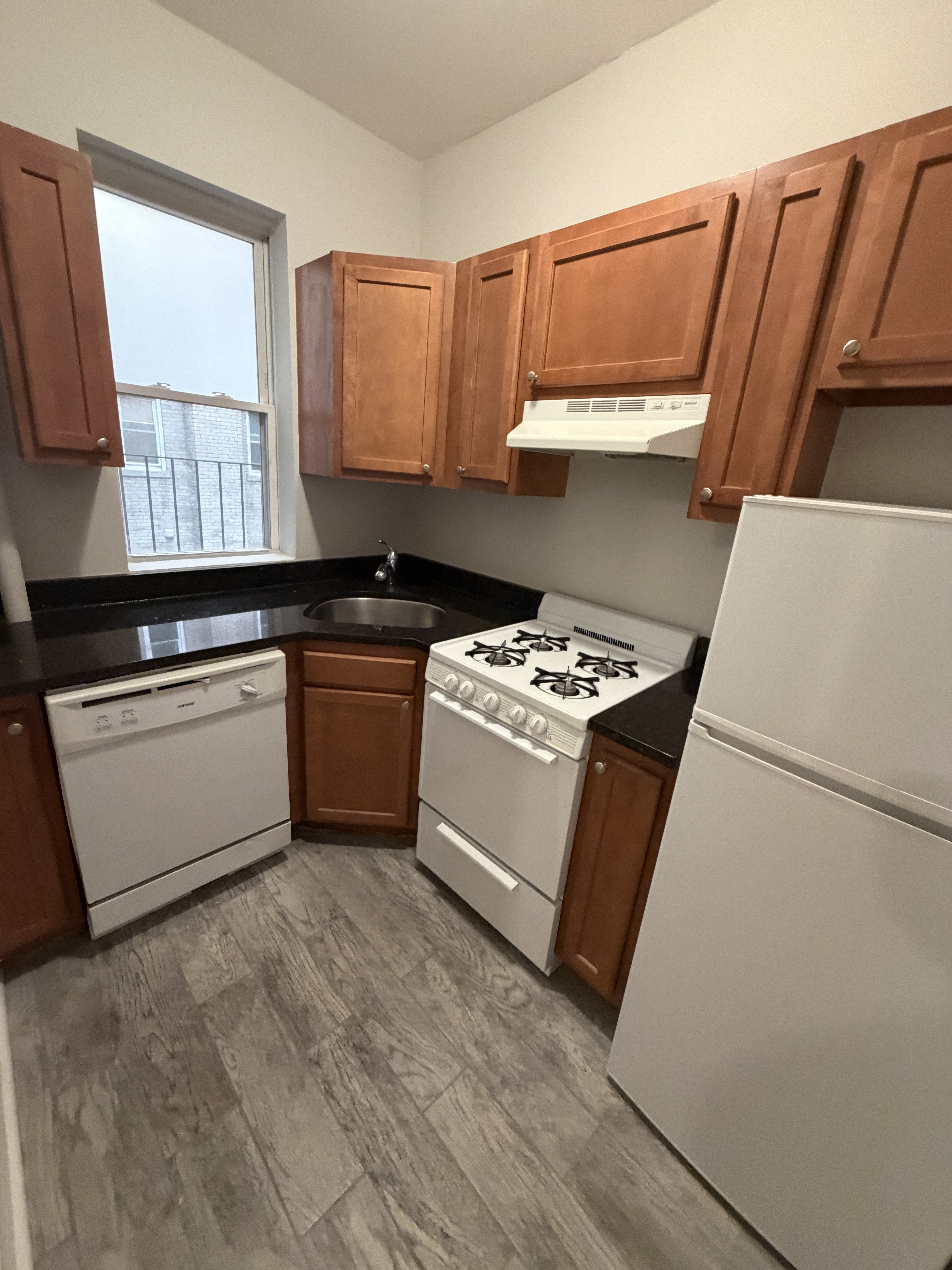 Photos of apartment on Commonwealth Ave.,Boston MA 02134