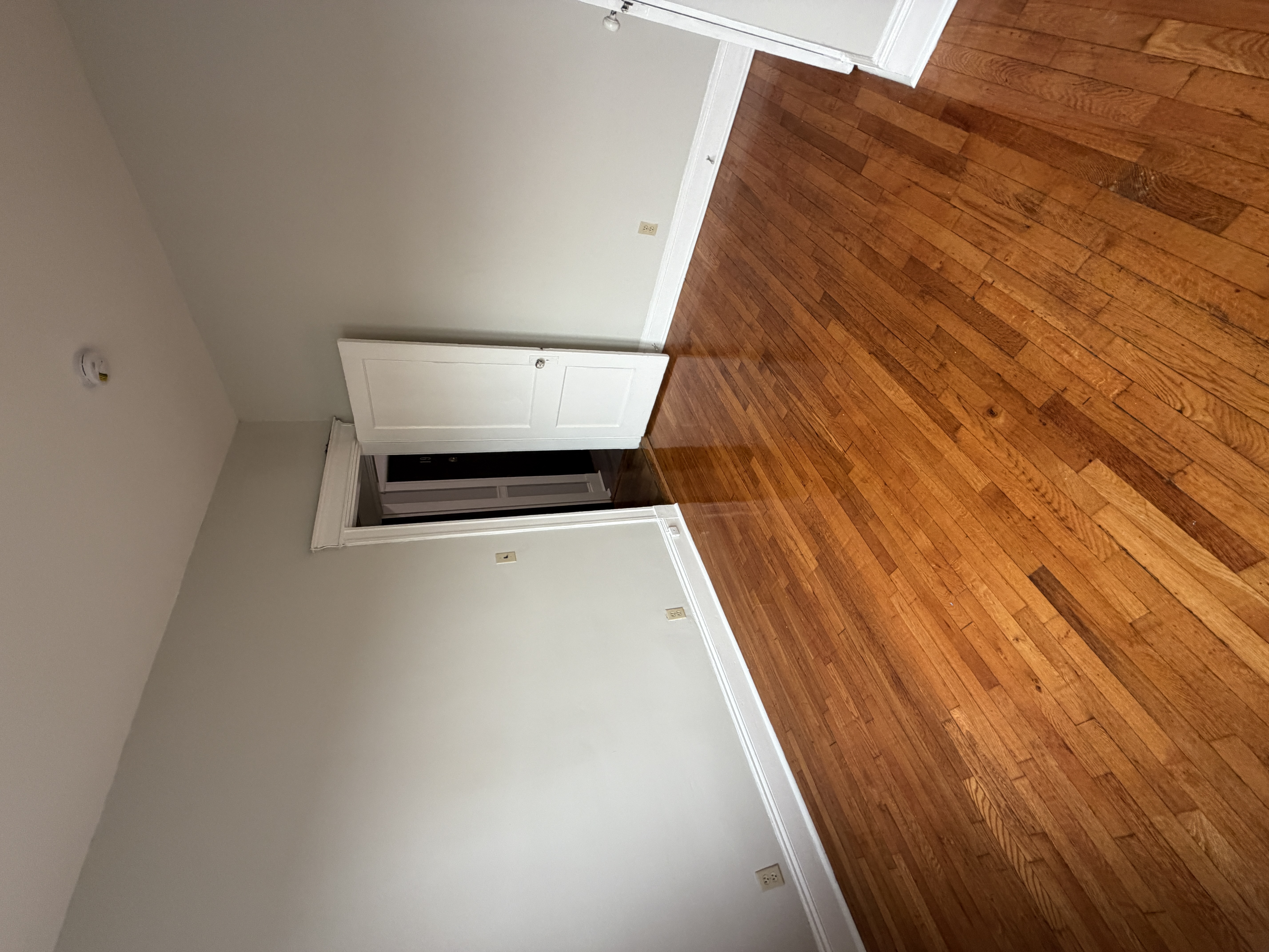 Photos of apartment on Commonwealth Ave.,Boston MA 02134