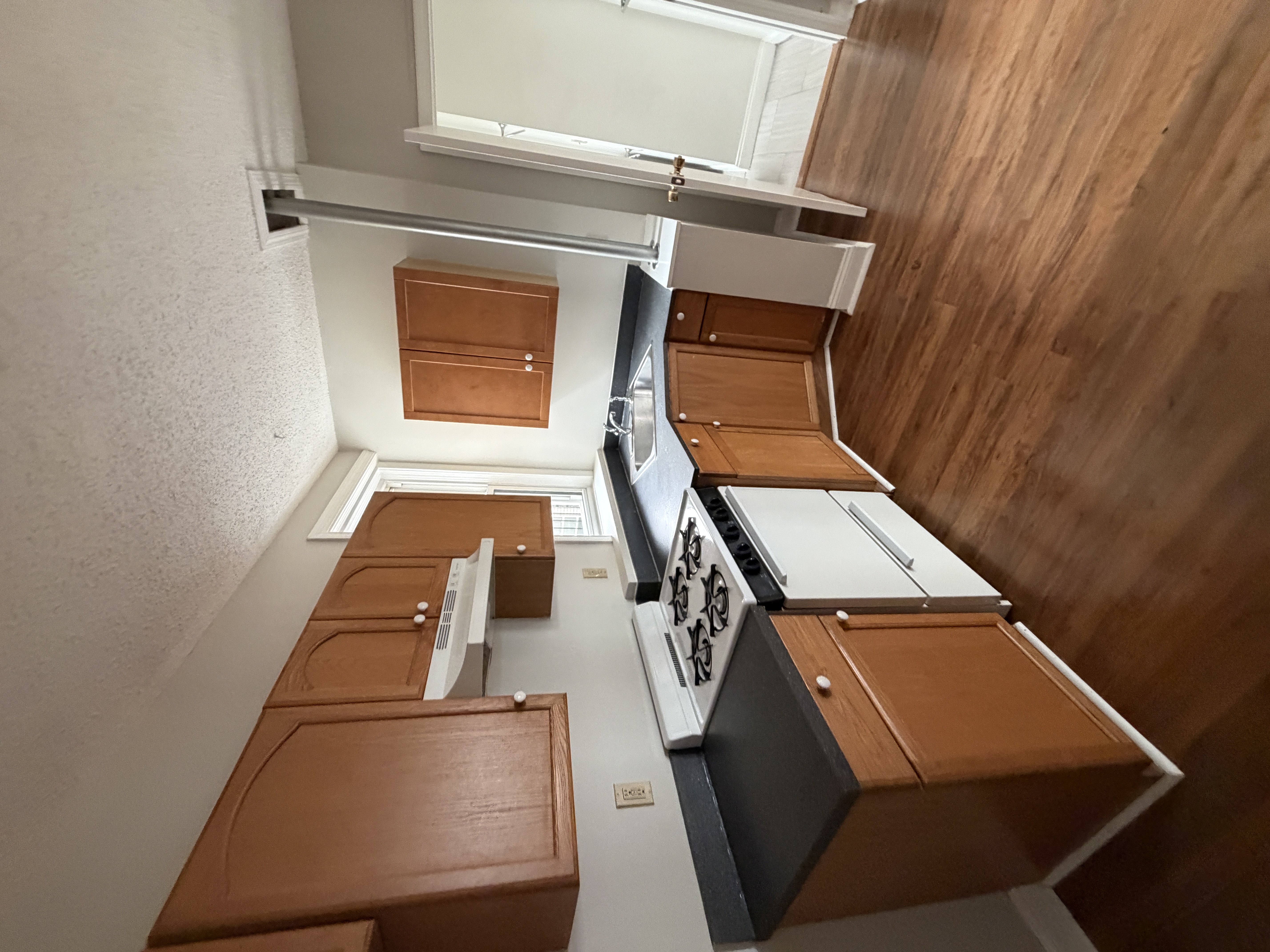 Photos of apartment on Commonwealth Ave.,Boston MA 02134