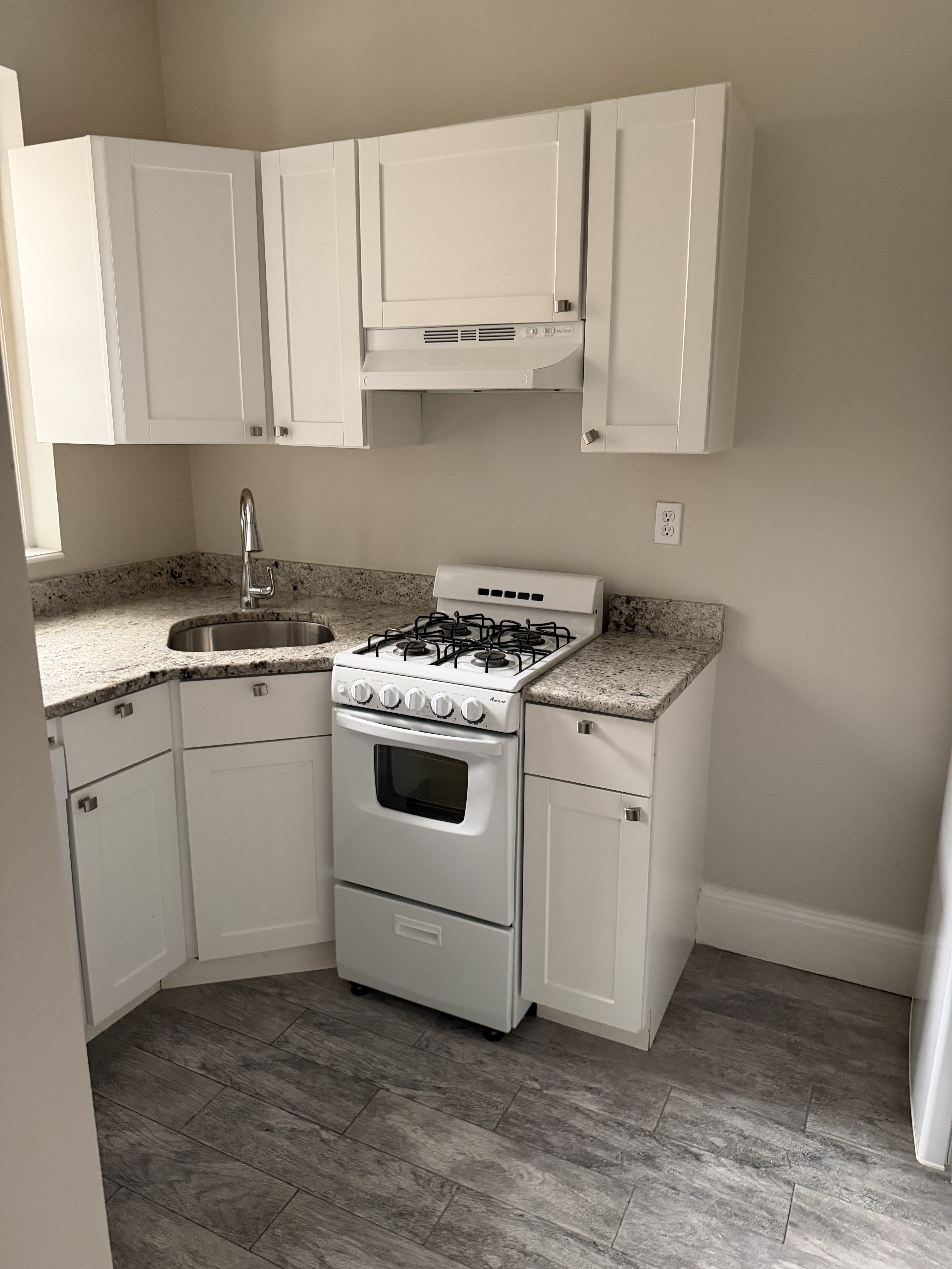 Photos of apartment on Commonwealth Ave.,Boston MA 02134