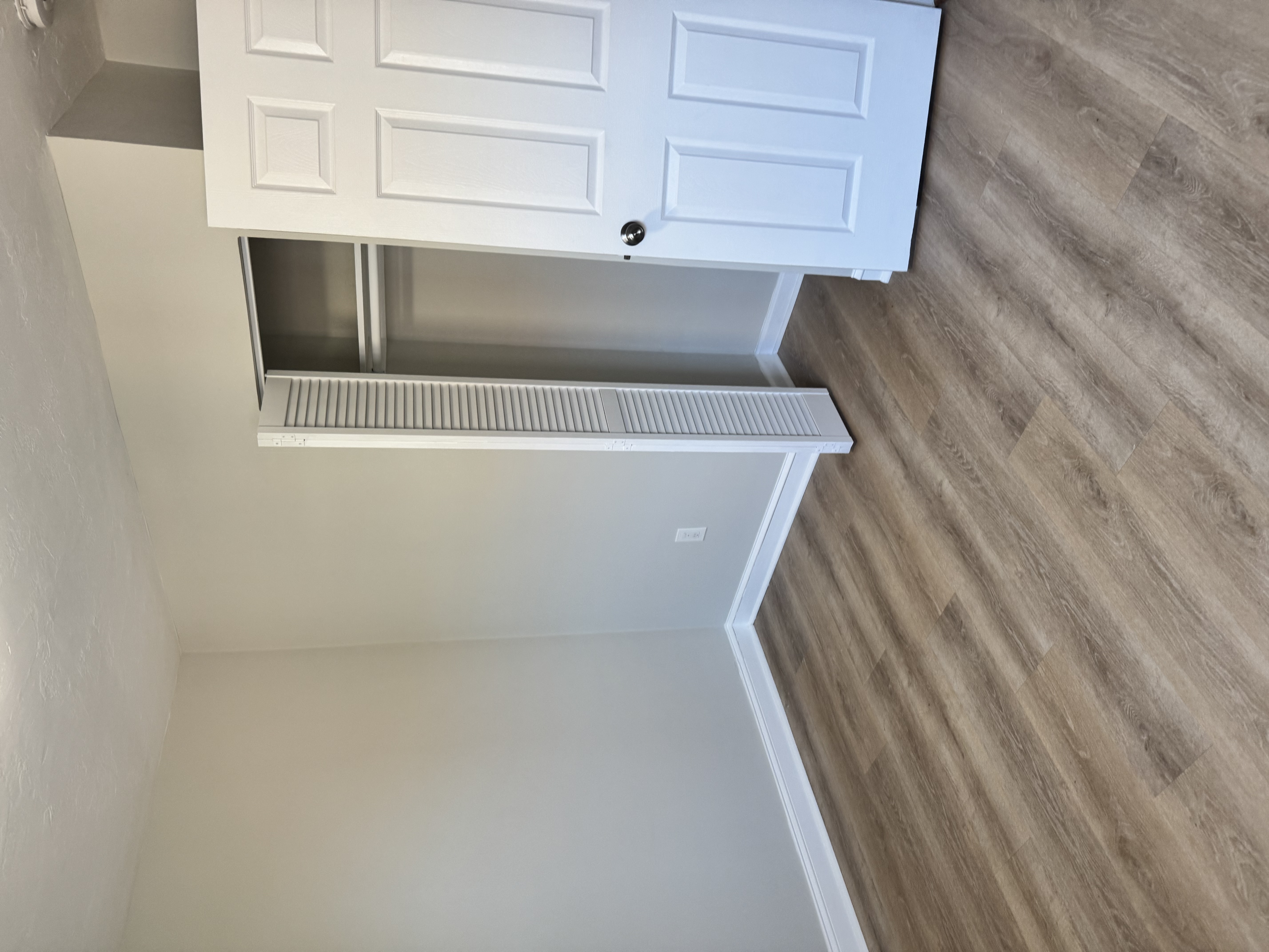 Photos of apartment on Hanover St.,Boston MA 02113