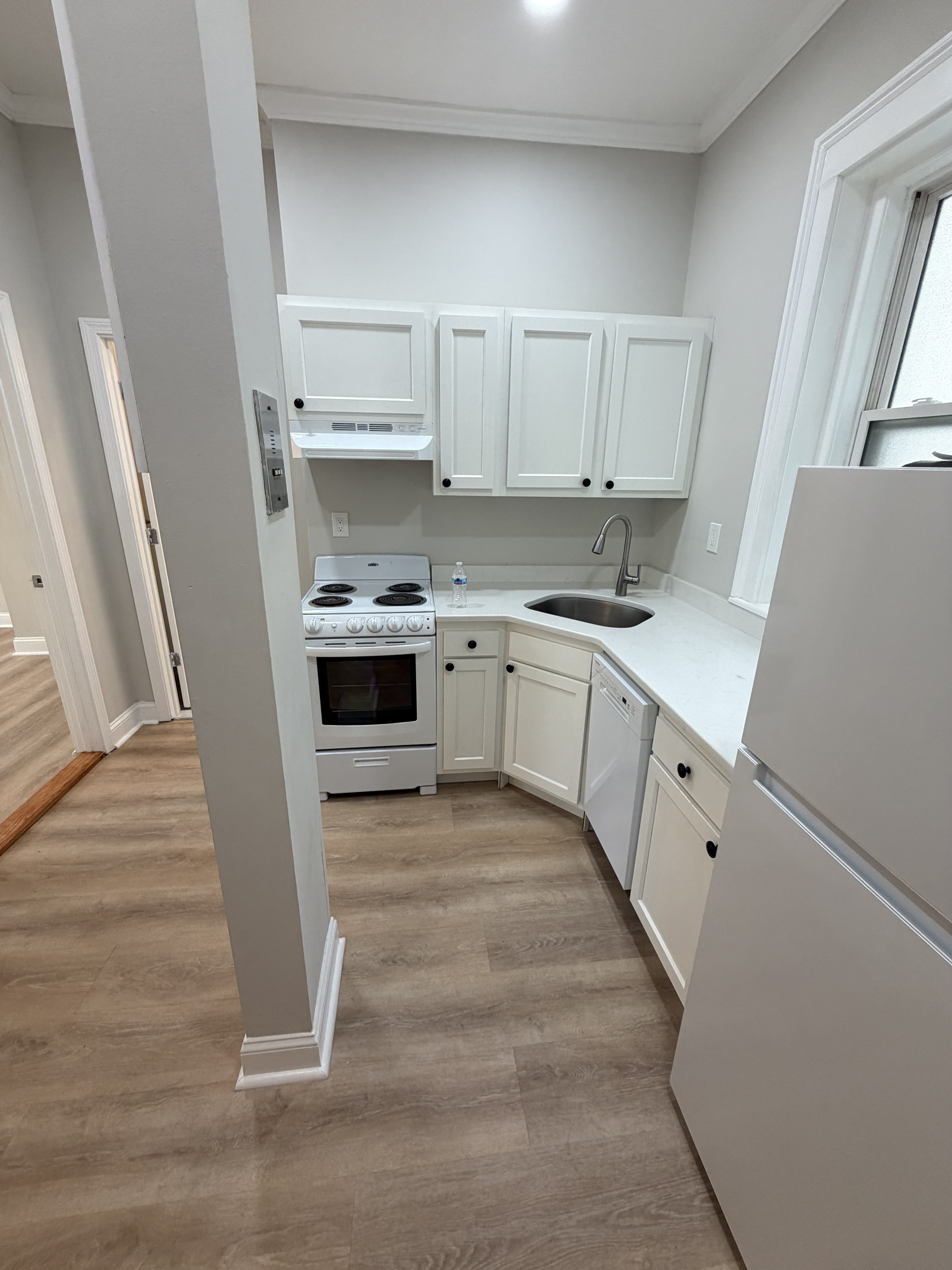 Photos of apartment on Commonwealth Ave.,Boston MA 02134