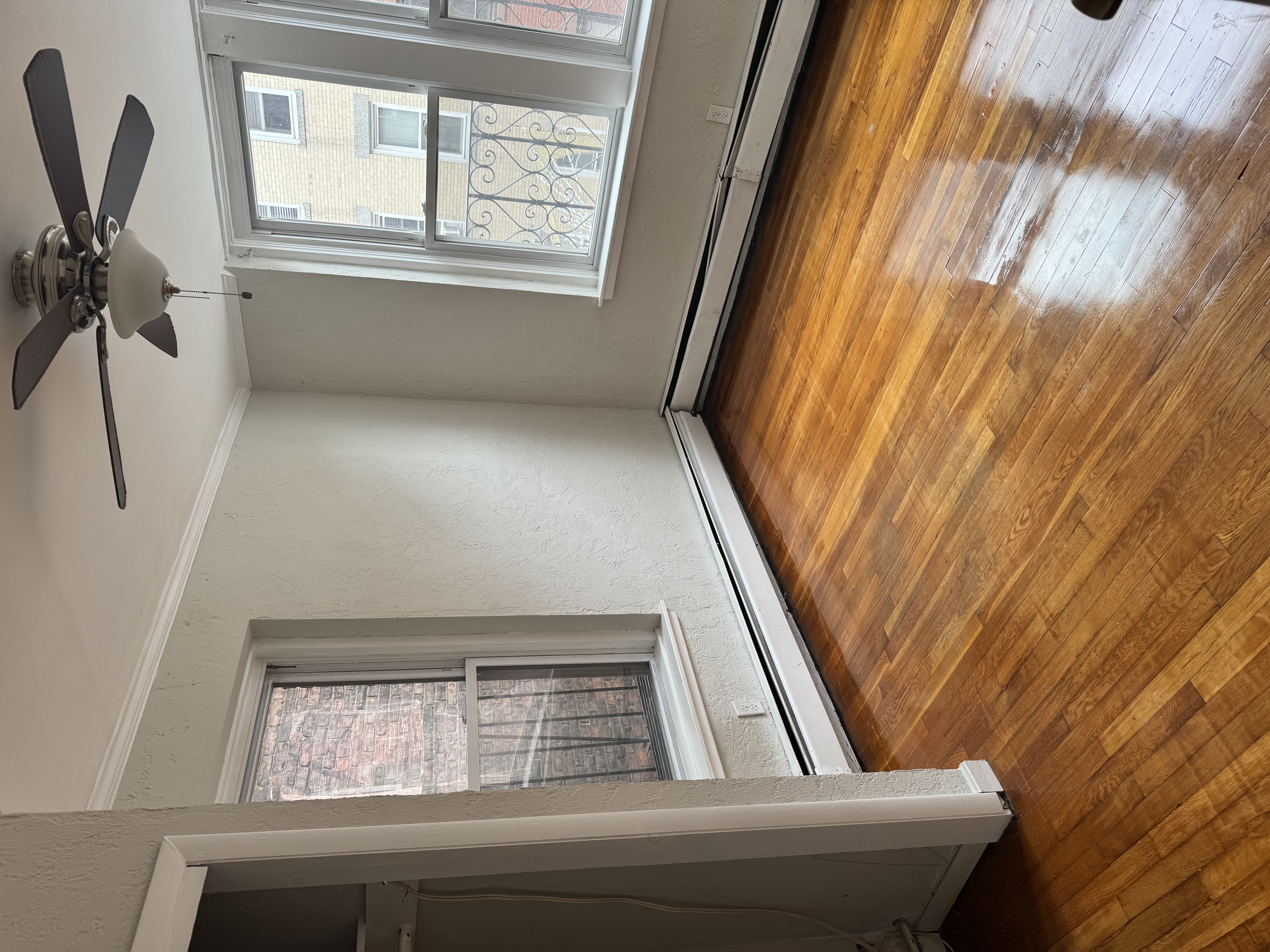 28 Fleet St. — North End