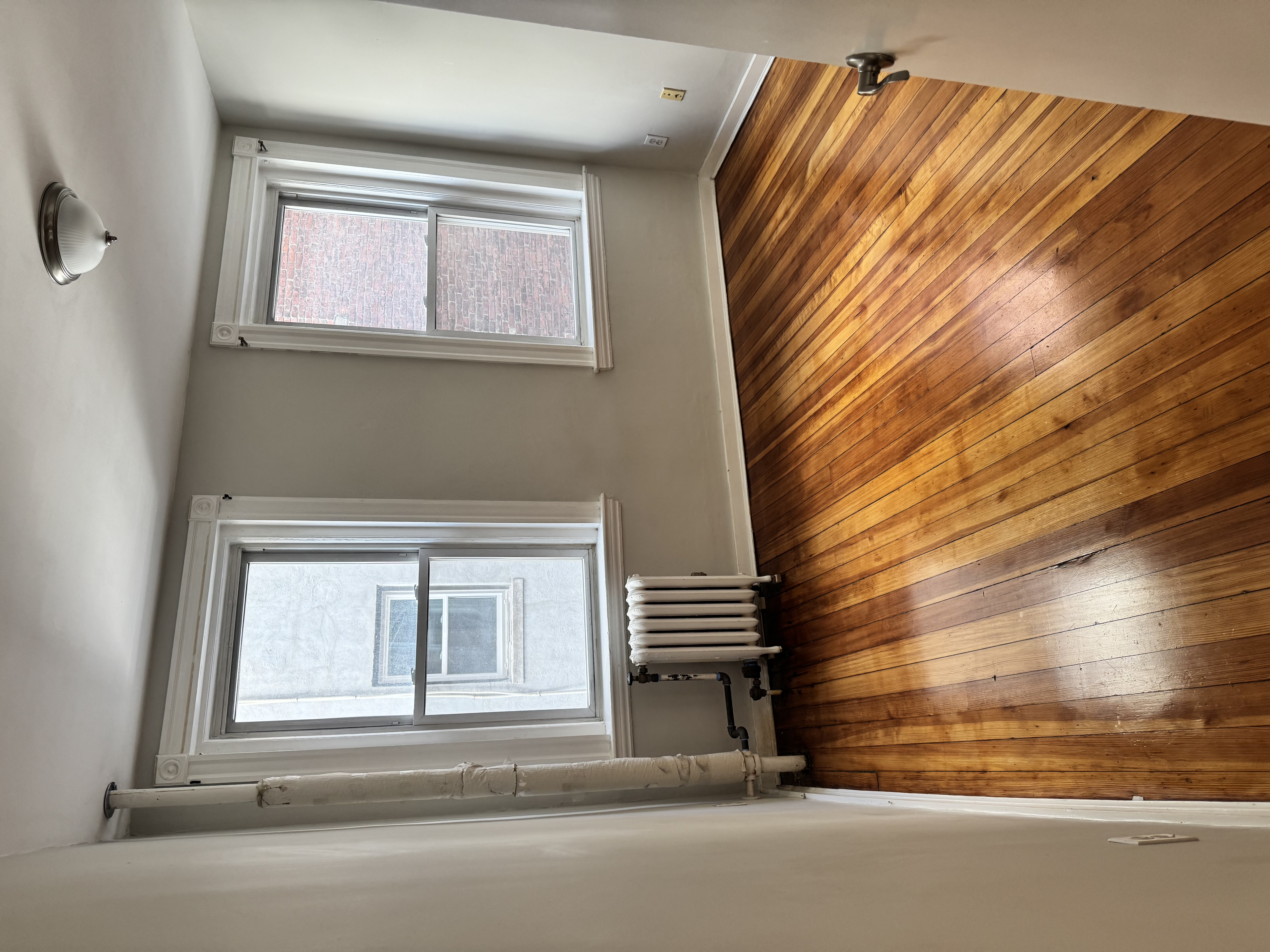 220 Hanover St. — North End