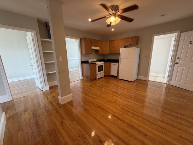 220 Hanover St. — North End