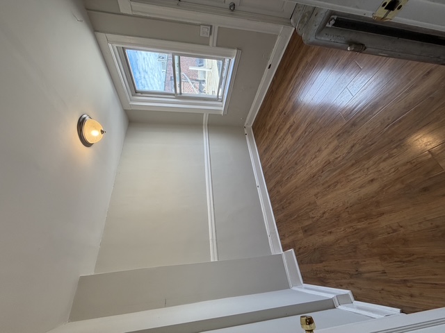 220 Hanover St. — North End