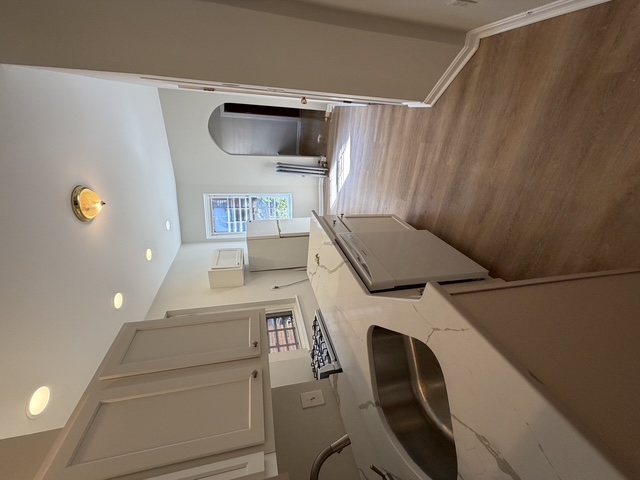 70 Joy St. — Beacon Hill
