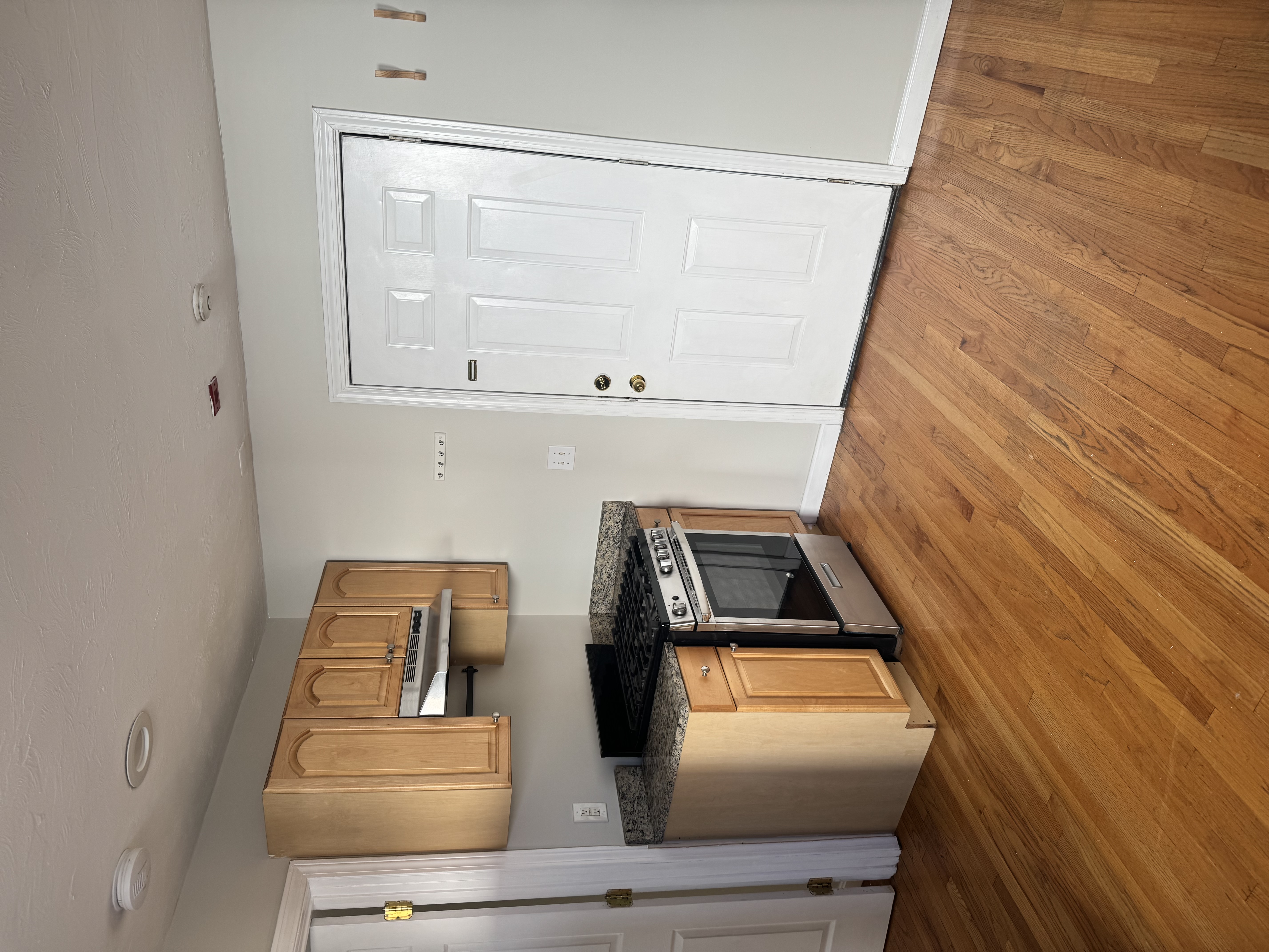Photos of apartment on Hanover St.,Boston MA 02113