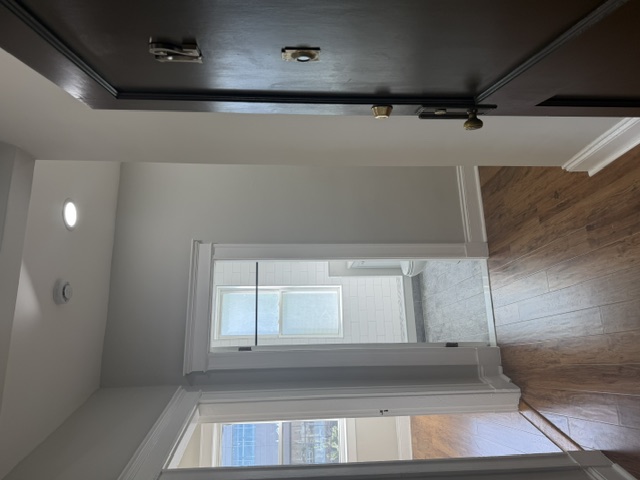 Pictures of  property for rent on Commonwealth Ave., Boston, MA 02134