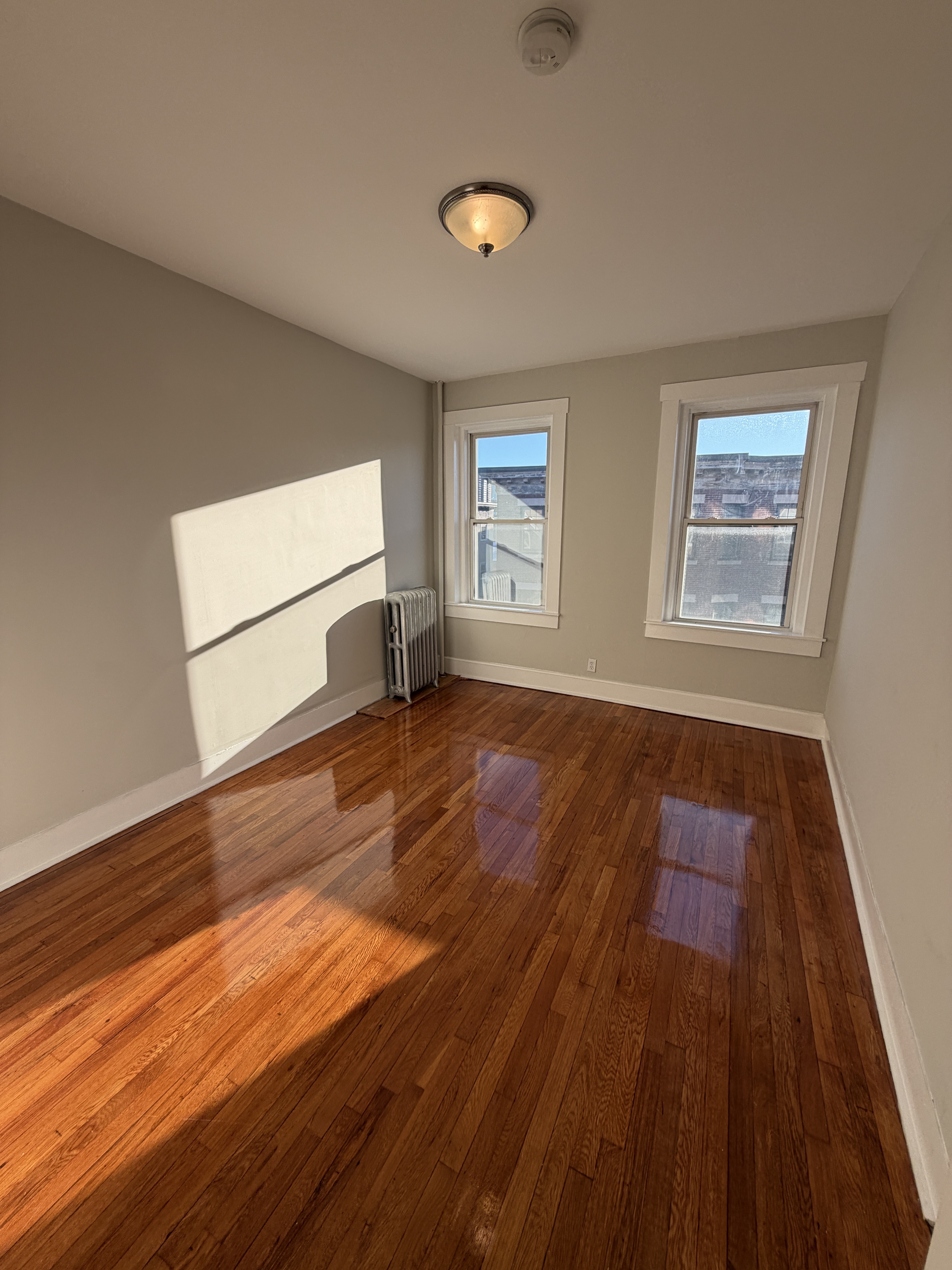 Rental image