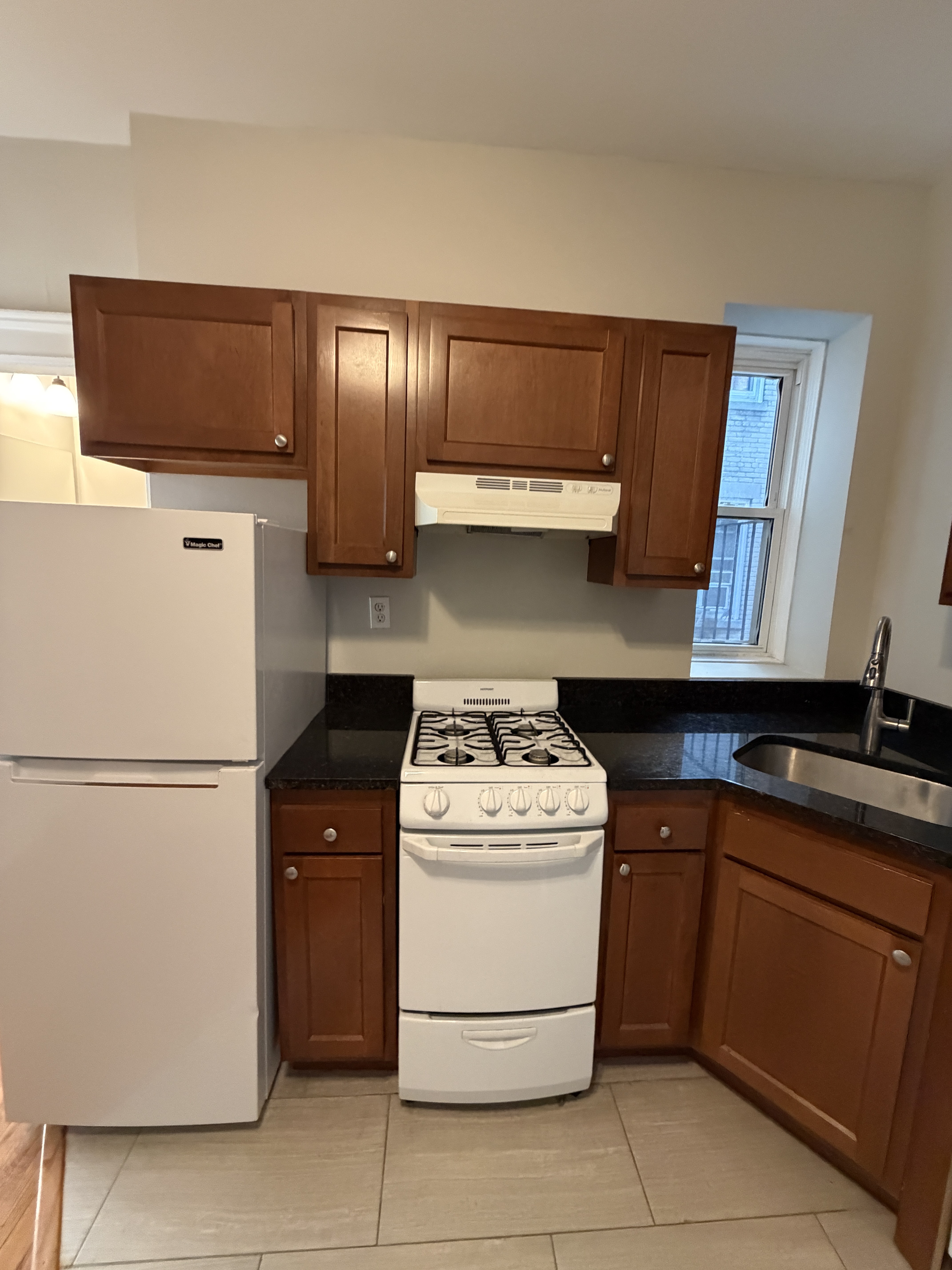 Photos of apartment on Commonwealth Ave.,Boston MA 02134